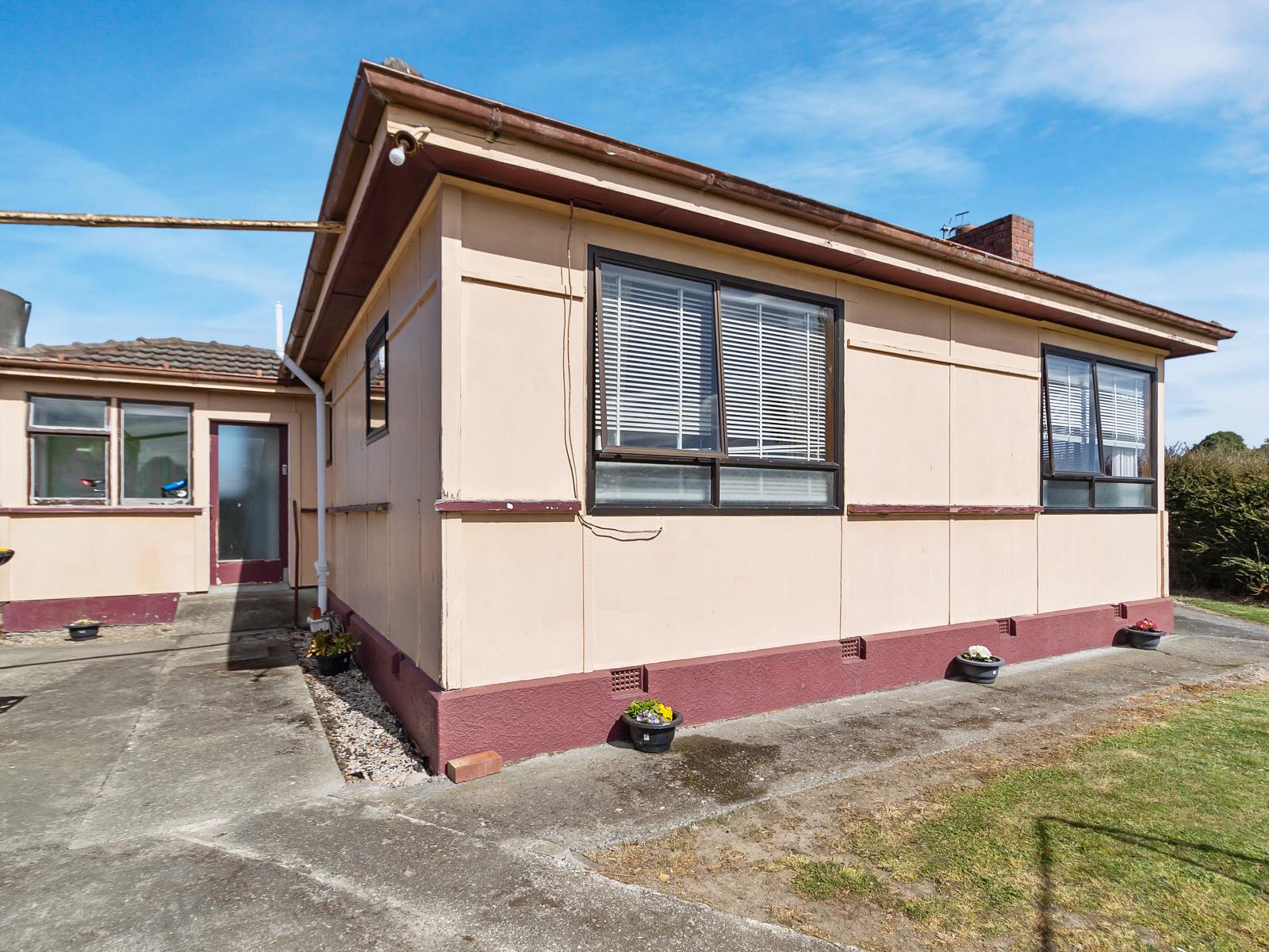 28 and 30 Abbott Street, Pareora