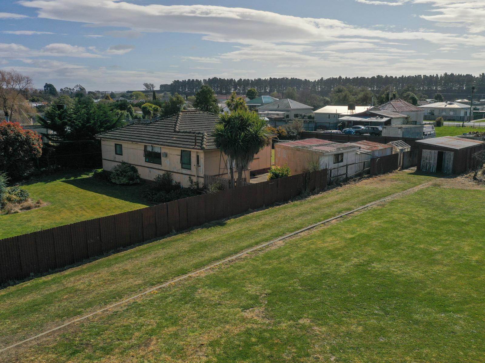 28 and 30 Abbott Street, Pareora