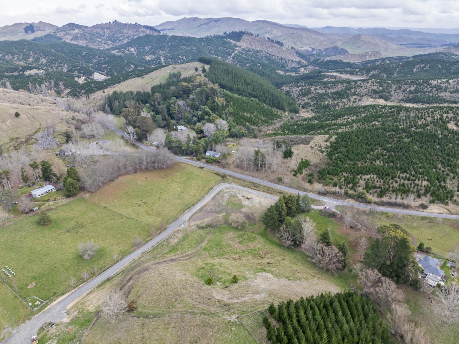 1667 / 1 Kahuranaki Road, Kahuranaki
