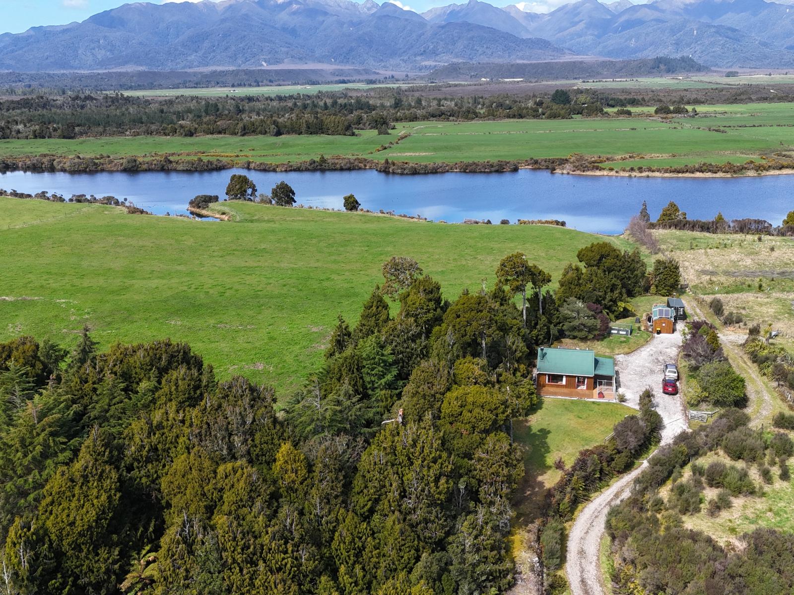 364 Virgin Flat Road, Cape Foulwind