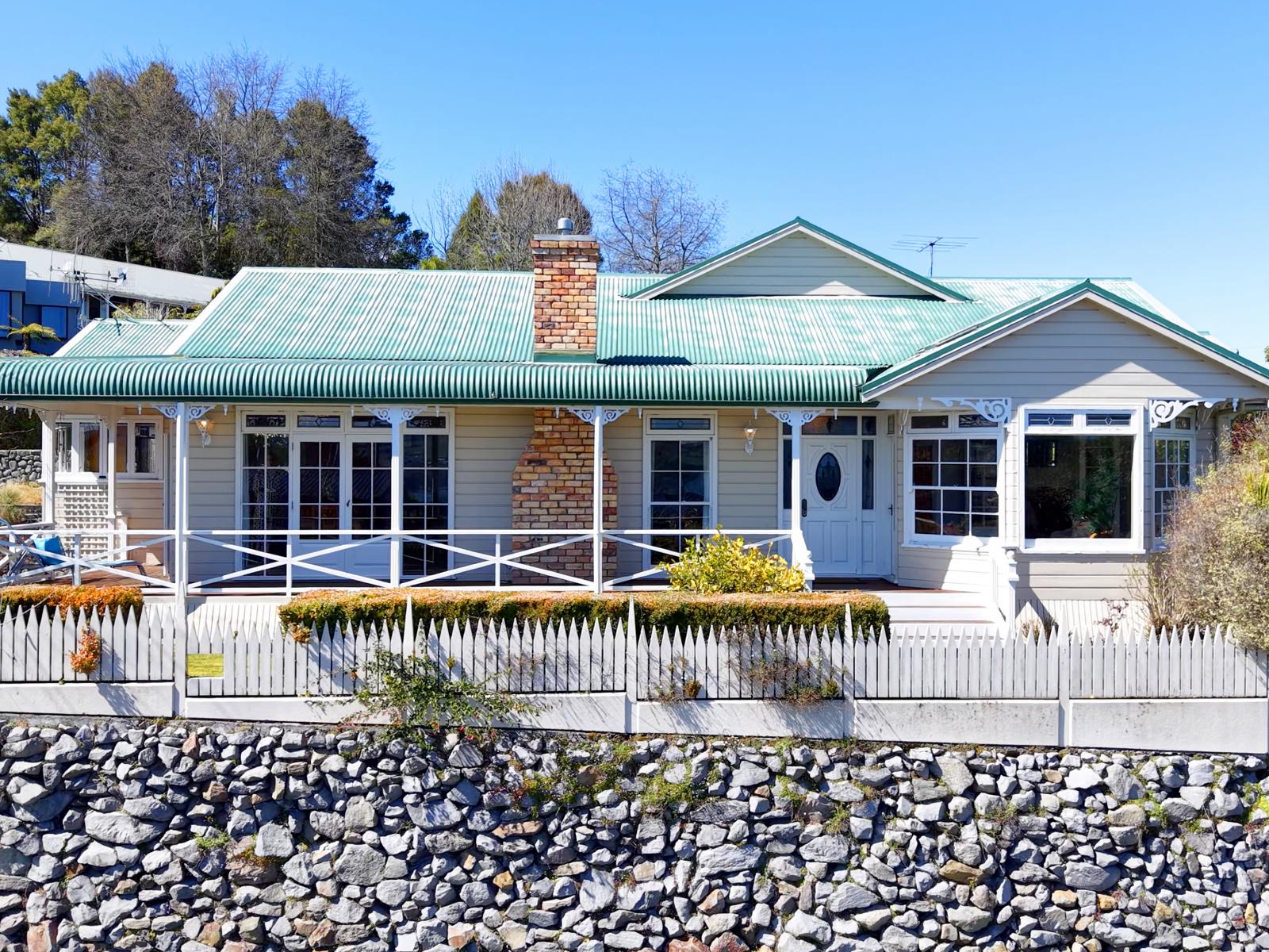 70 Shepherd Road, Waipahihi