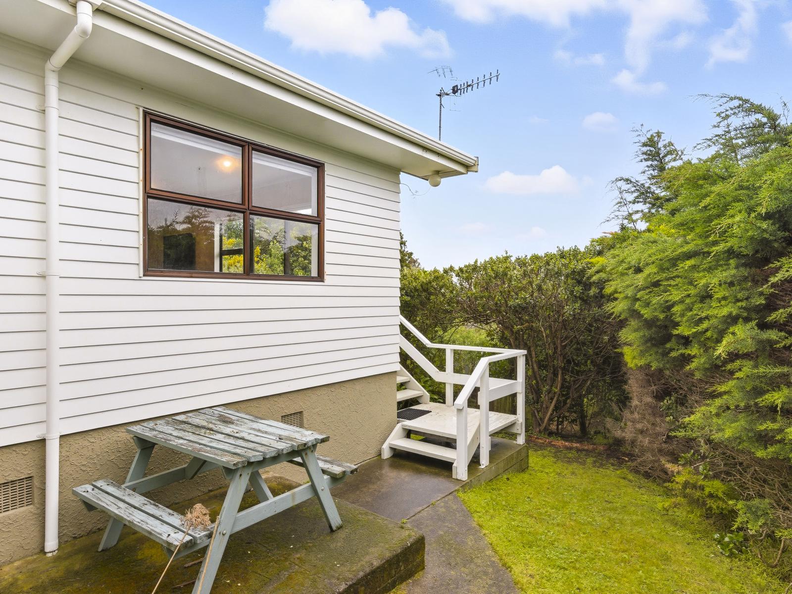 5 Norna Grove, Waikawa Beach
