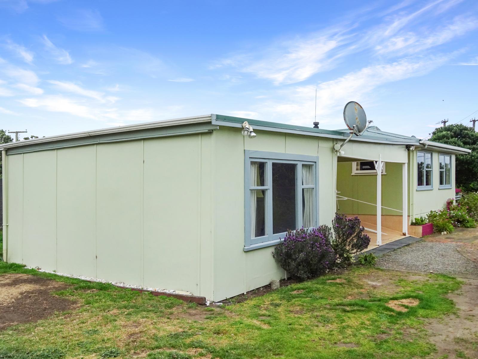 35 Ruanui Street, Himatangi Beach