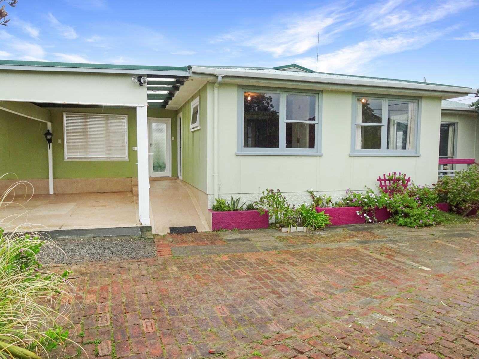 35 Ruanui Street, Himatangi Beach
