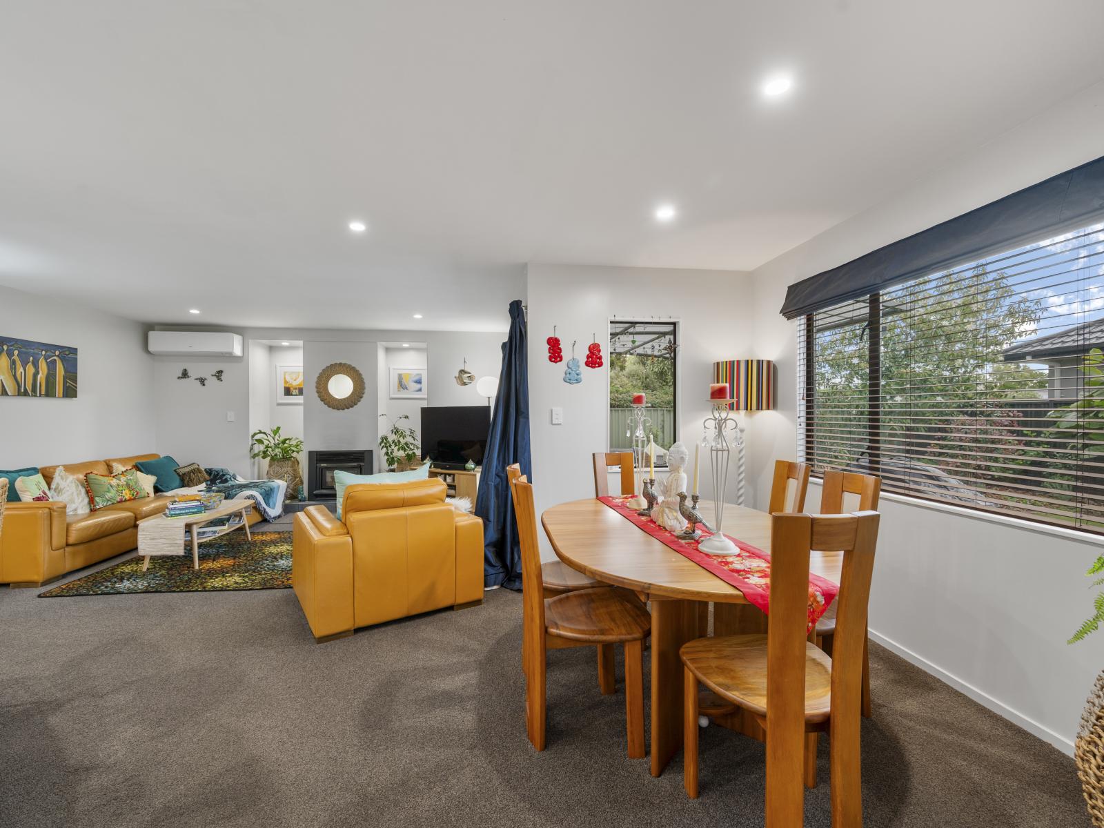 9 Harrison Court, Clive