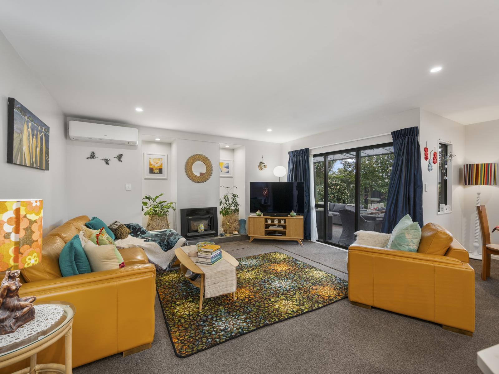 9 Harrison Court, Clive