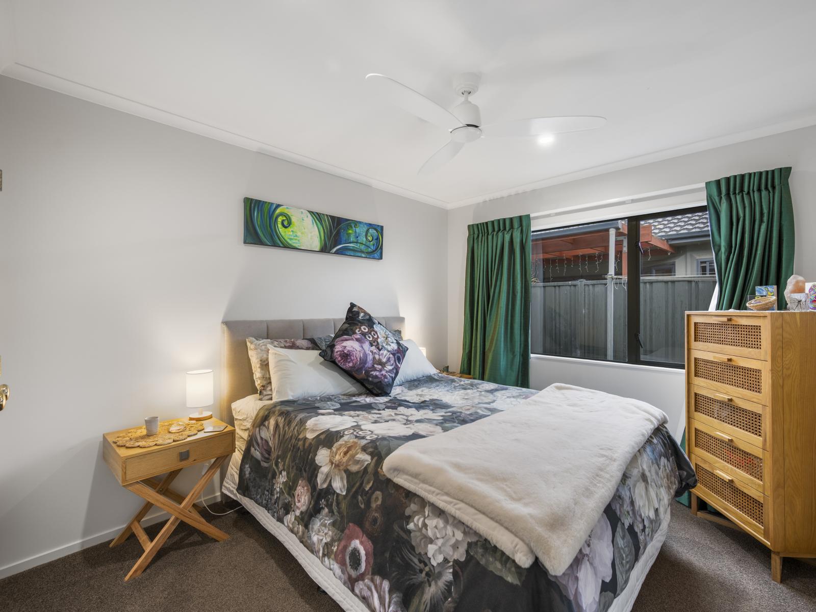 9 Harrison Court, Clive