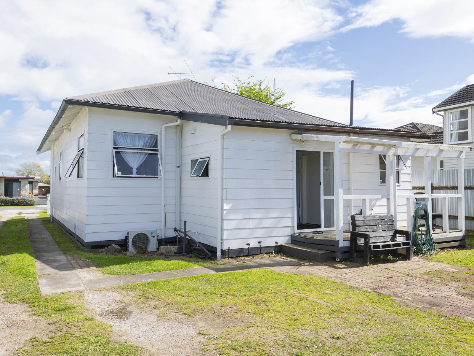 8 Wellington Street, Te hapara