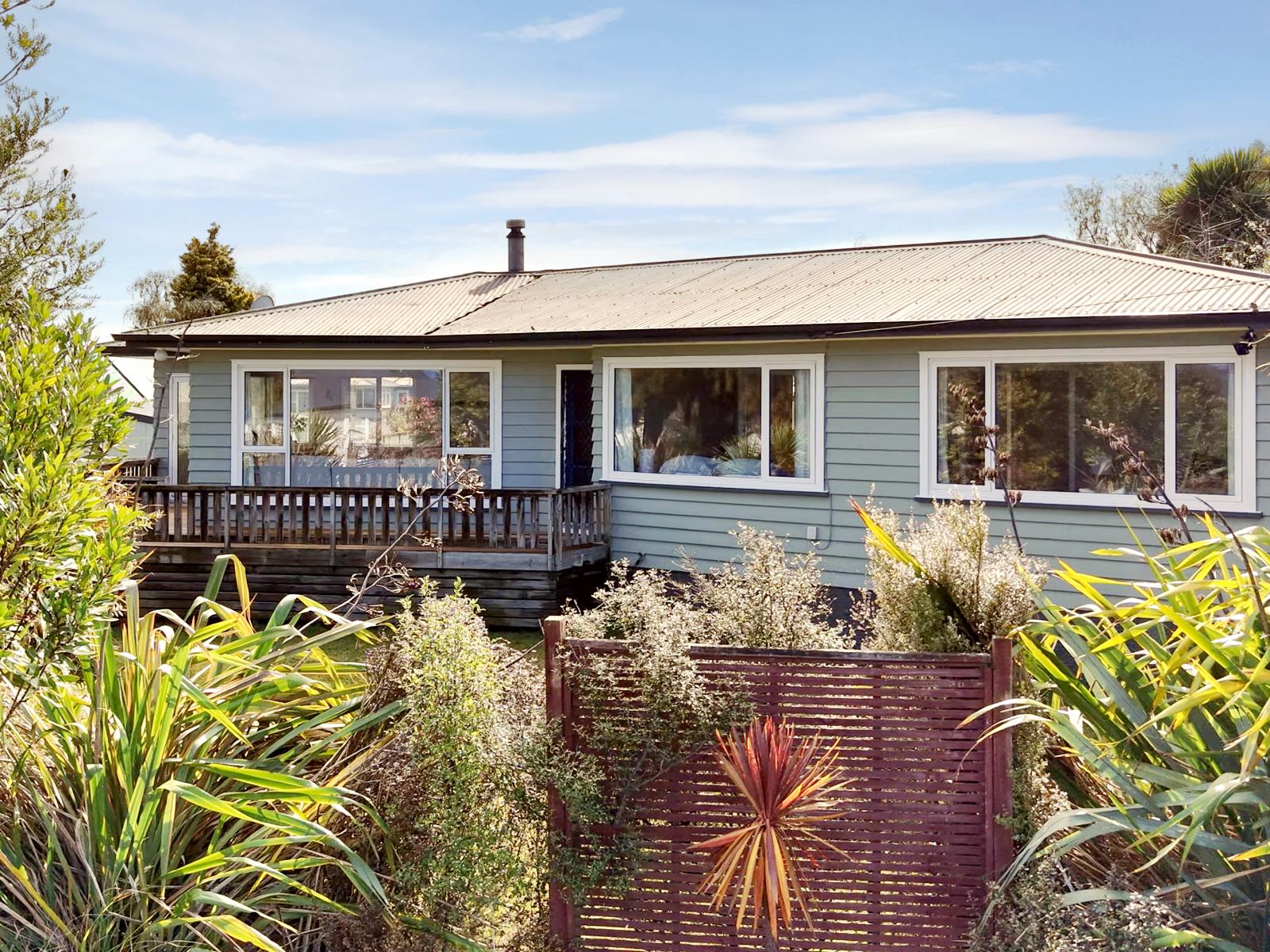 Unit 2, 208 Tamamutu Street, Taupo