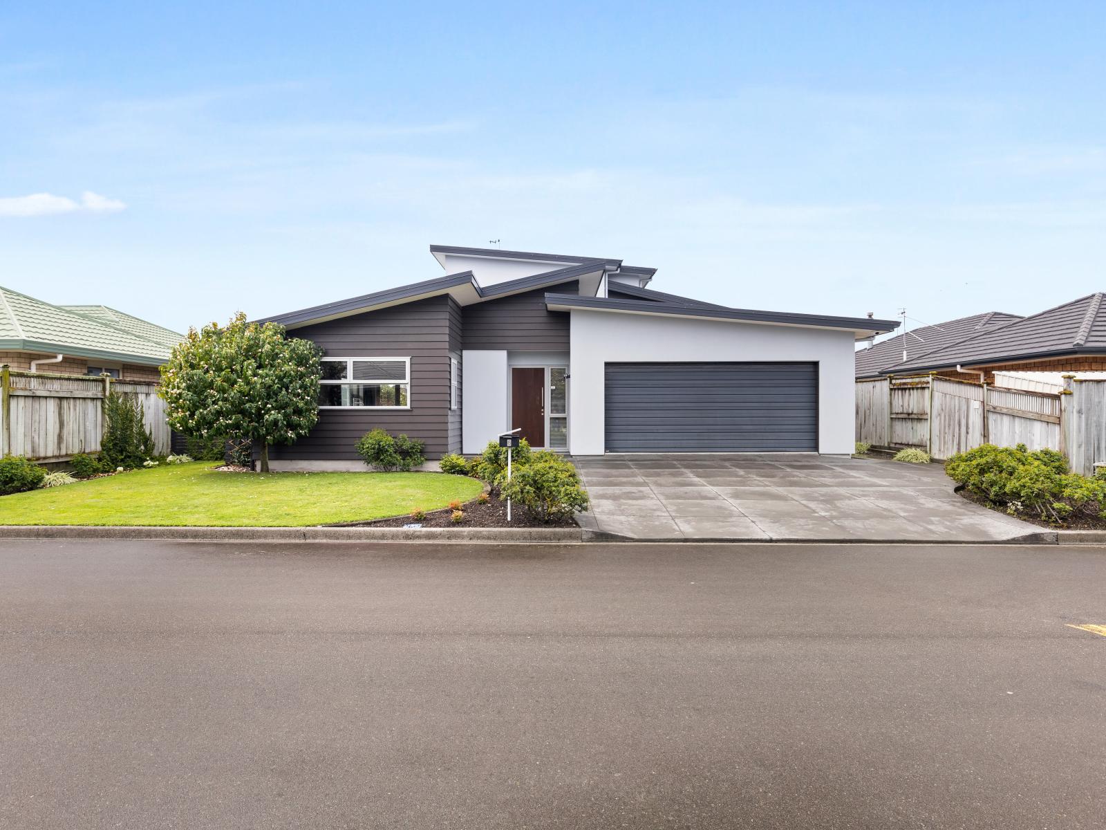 6 Murphy Court, Highbury
