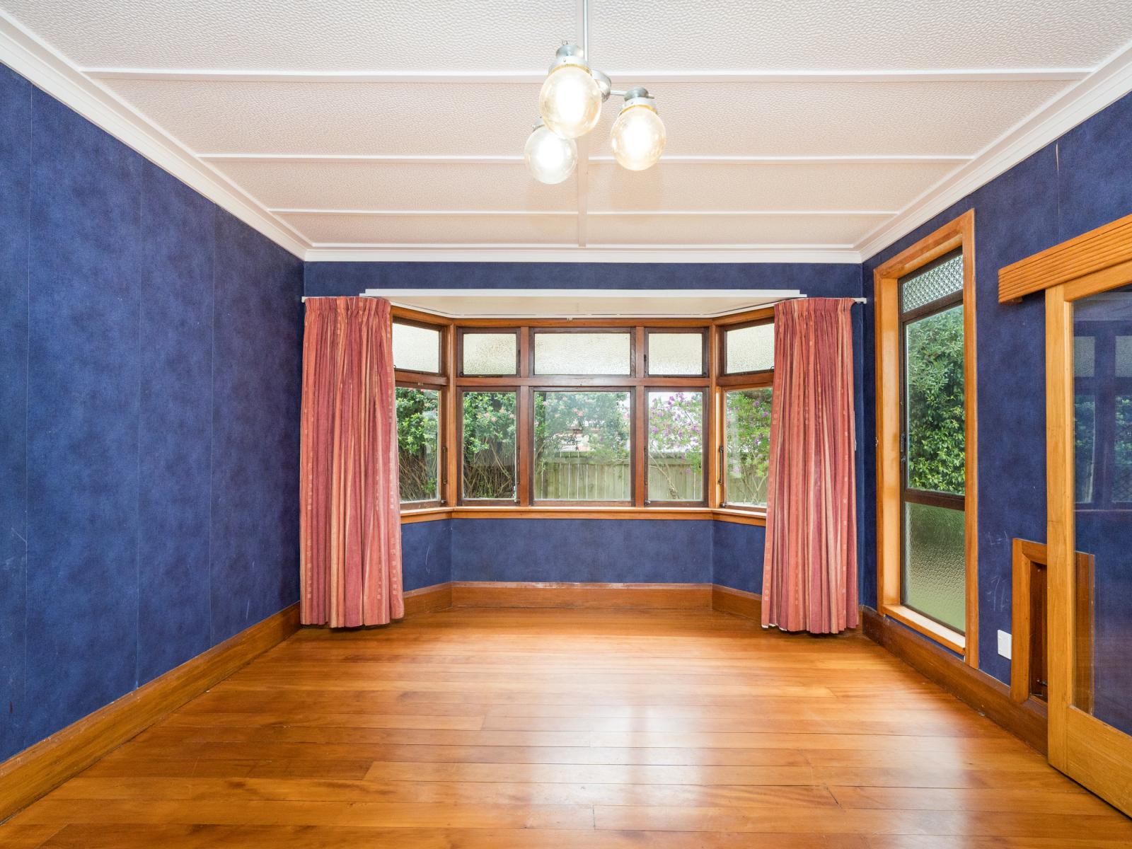 4 Rainforth Street, Roslyn
