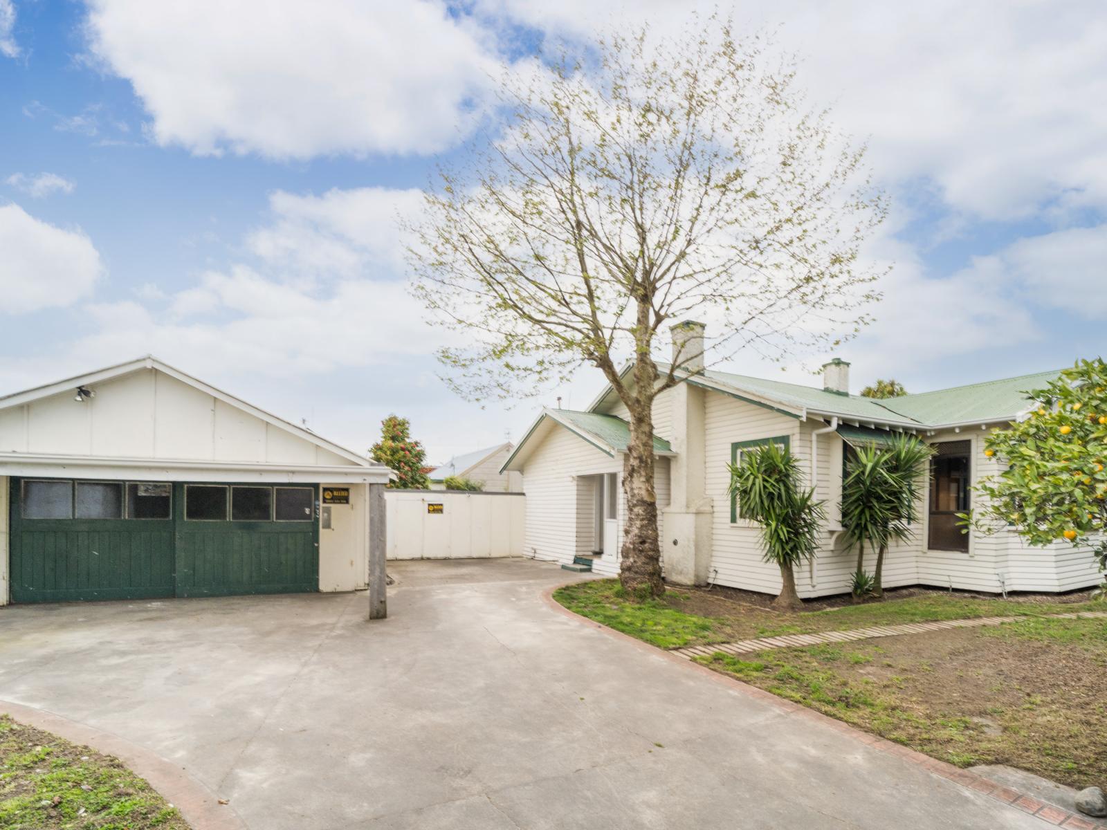 4 Rainforth Street, Roslyn