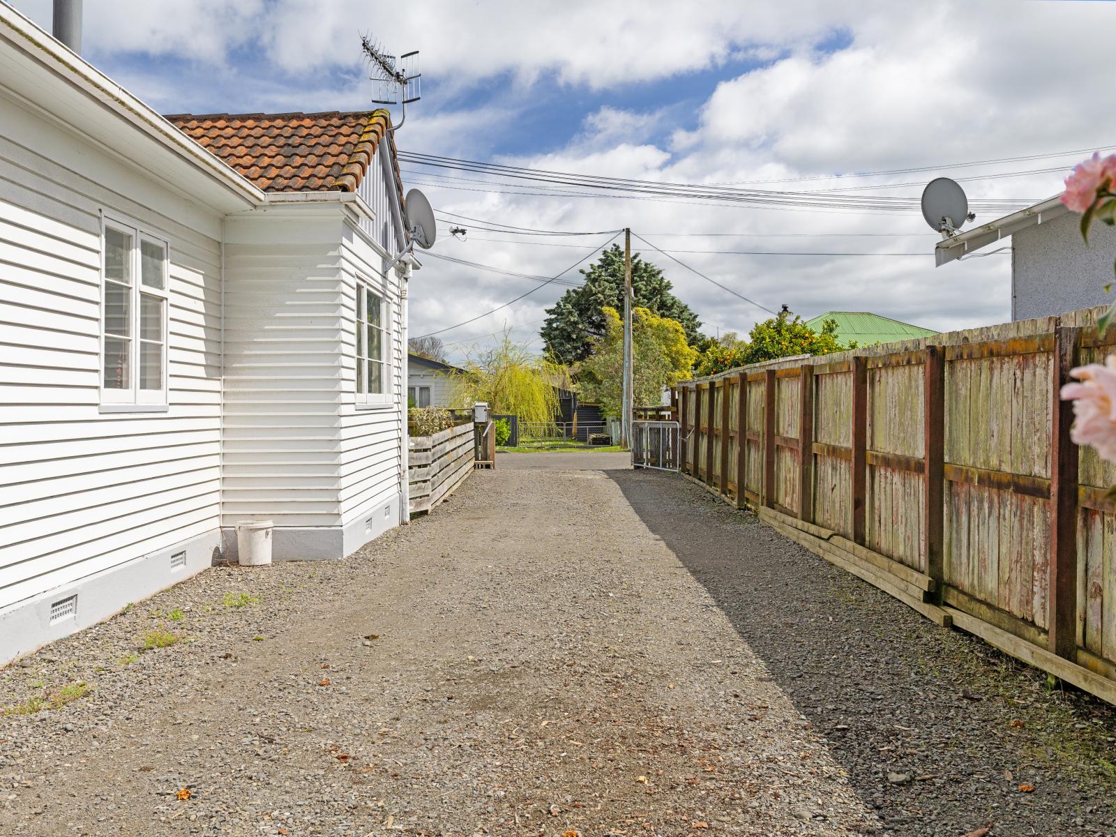 17 Robert Street, Marton