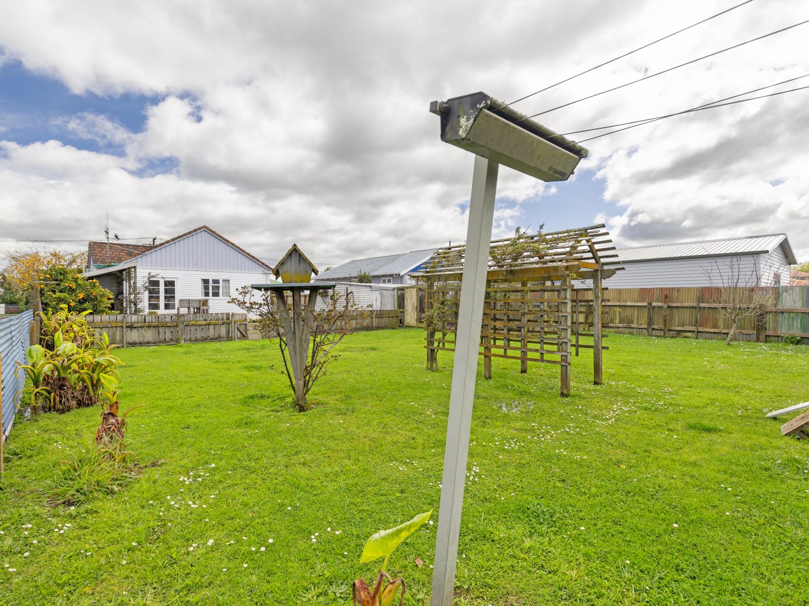 17 Robert Street, Marton