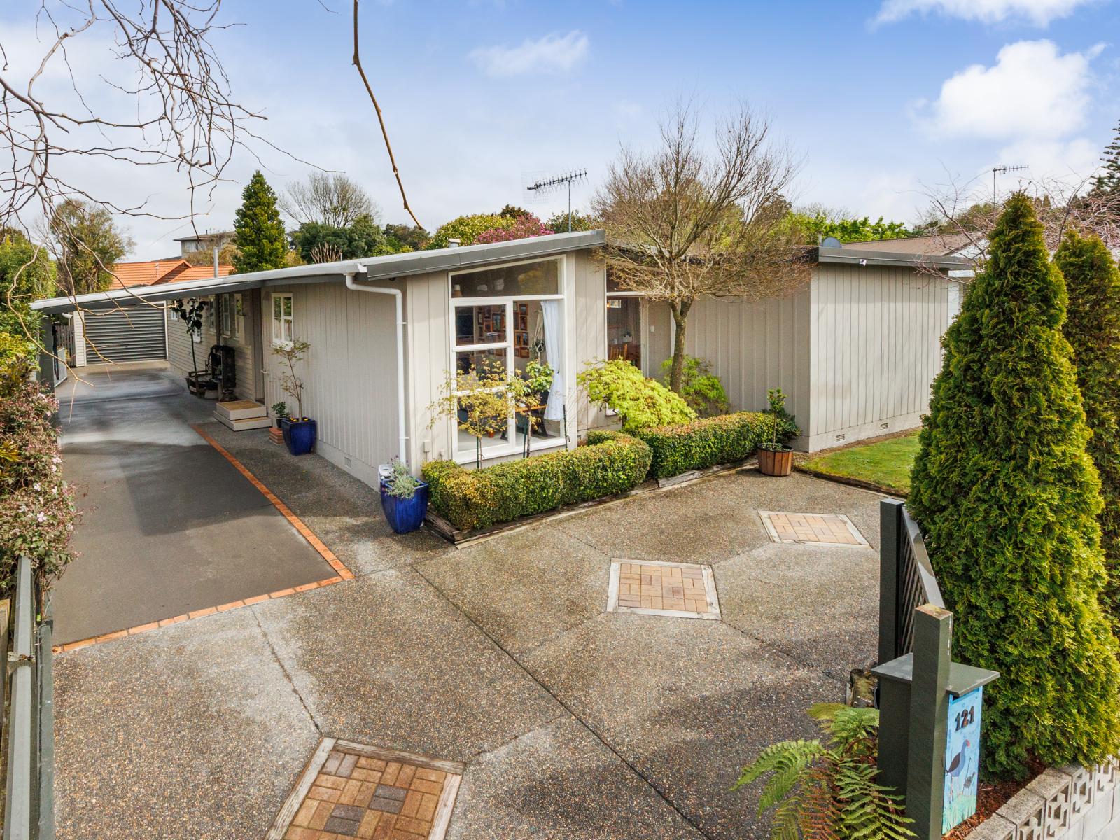 121 Ruamahanga Crescent, Terrace End