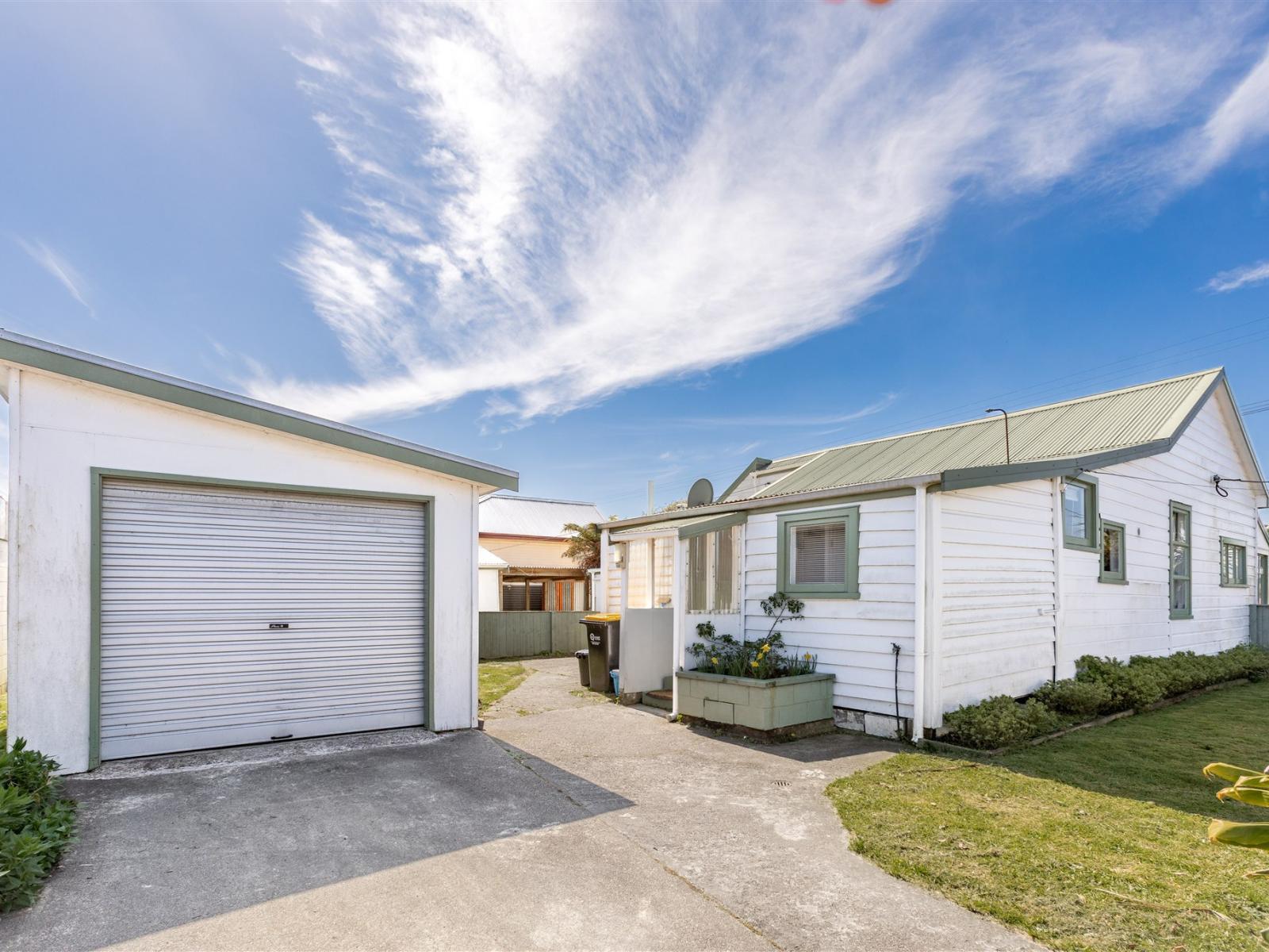 66a and b Peel Street, Westport
