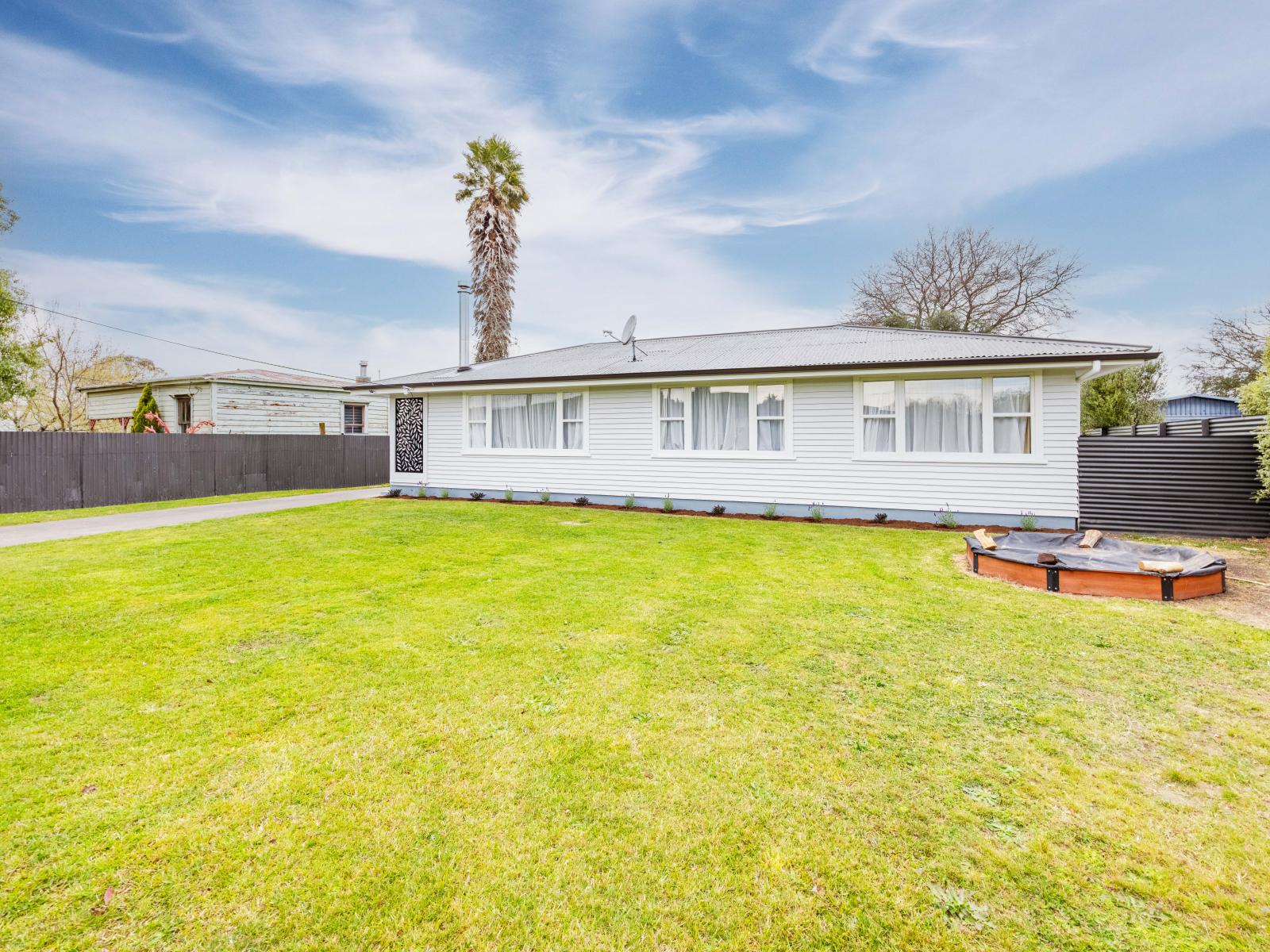 16 Williams Street, Otane