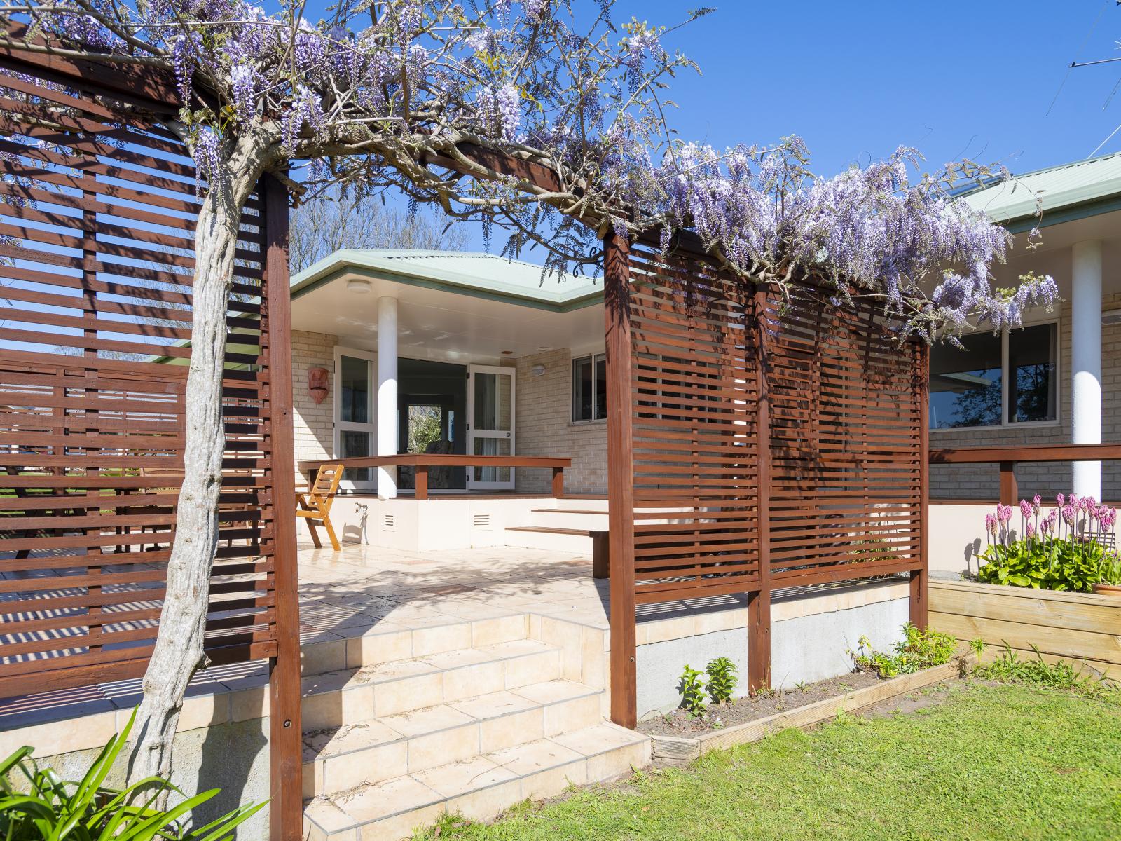 6 Parkview Place, Riverdale