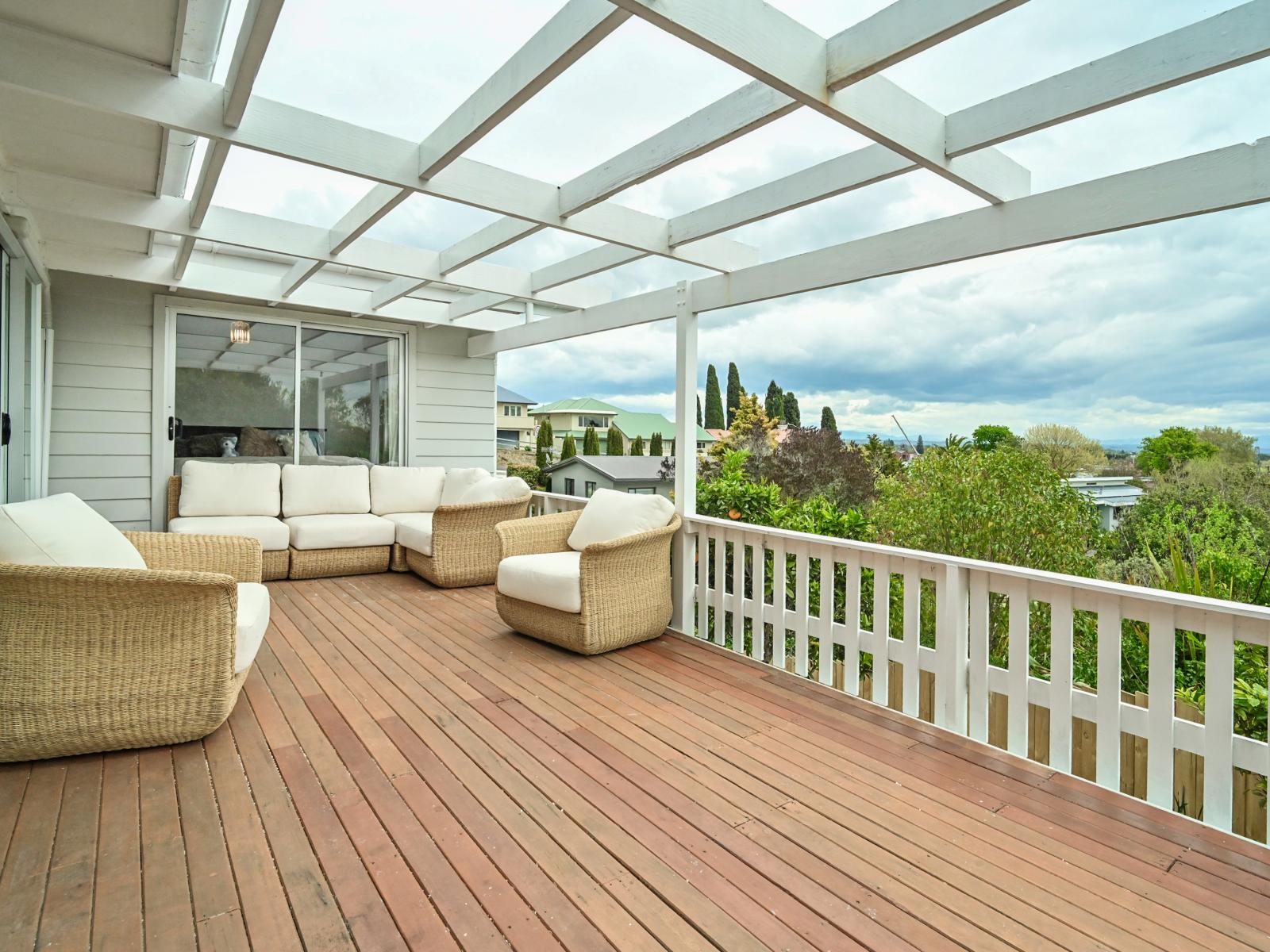 11 Busby Hill, Havelock North