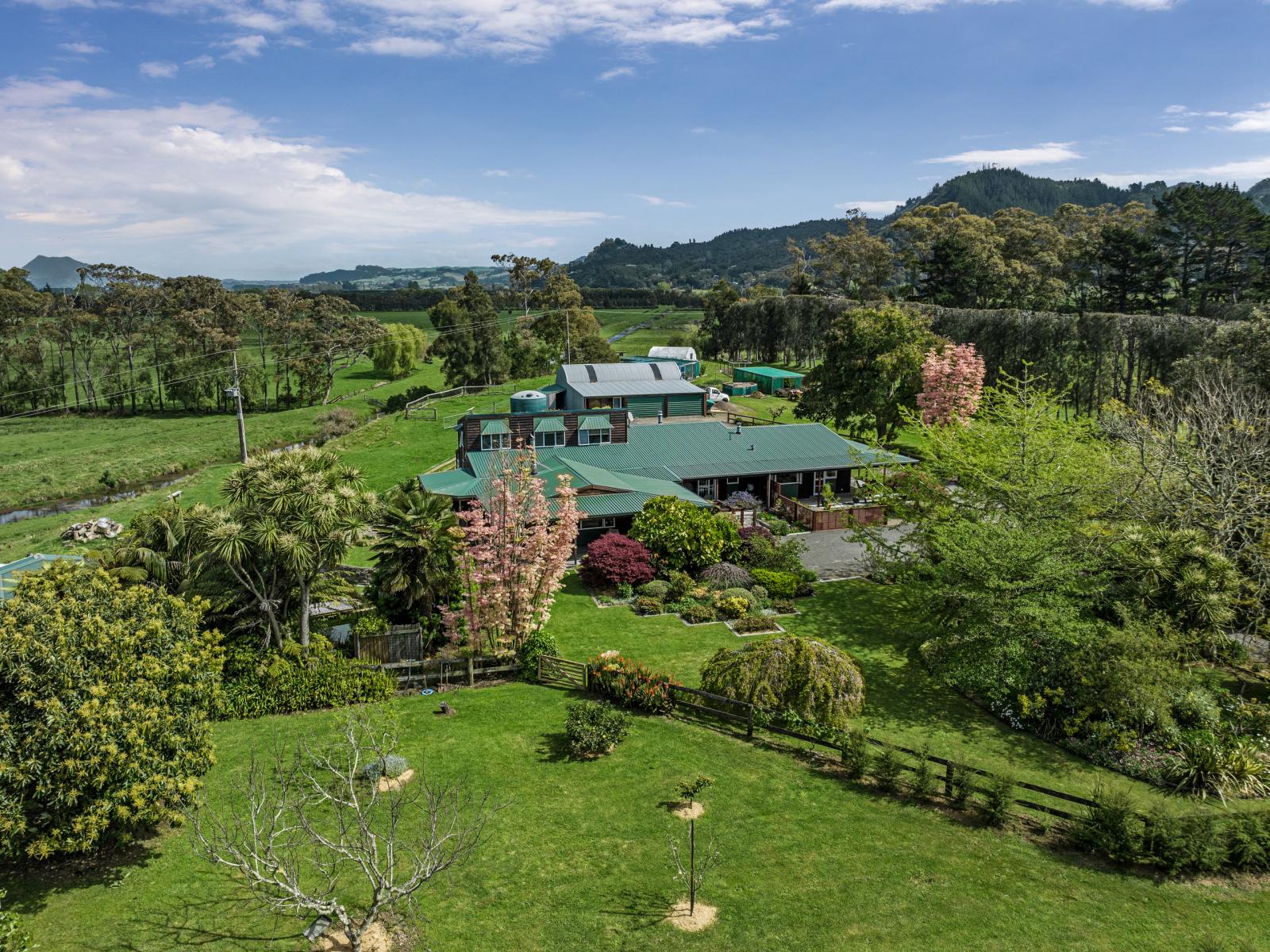 1685C Thornton Road, Matata