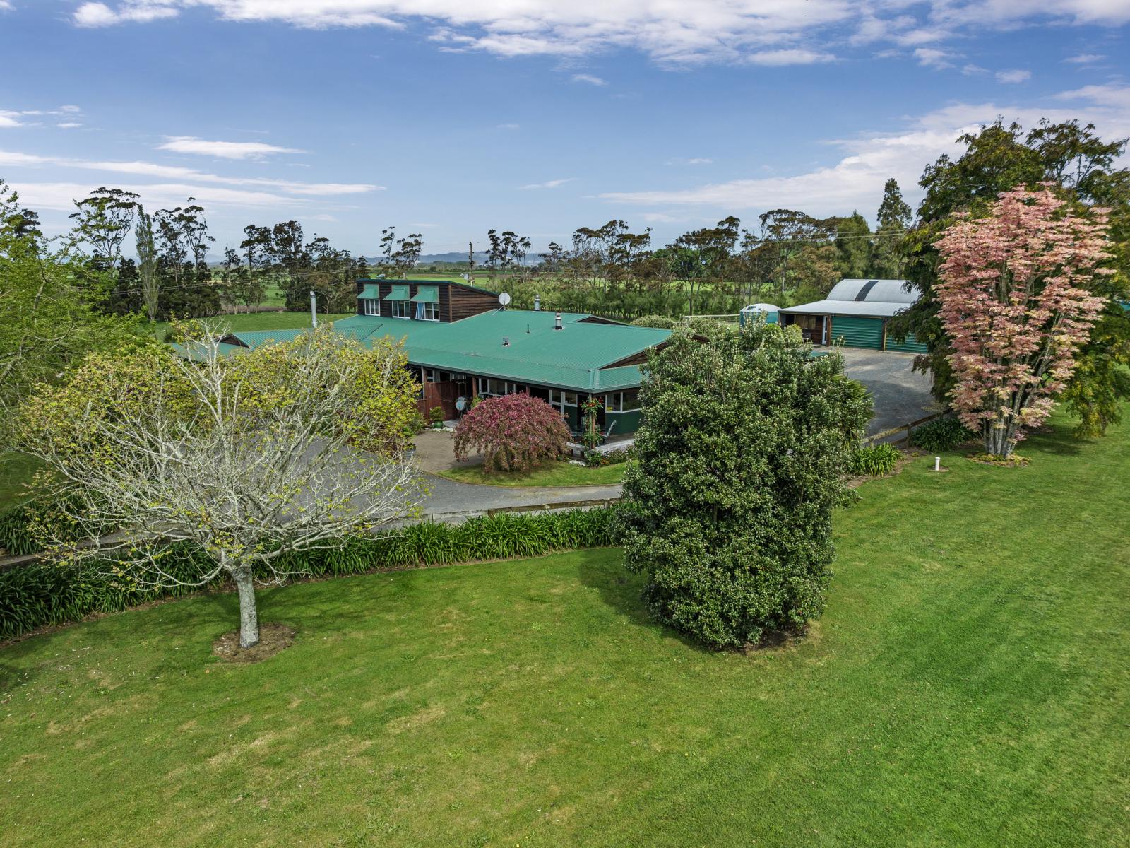 1685C Thornton Road, Matata