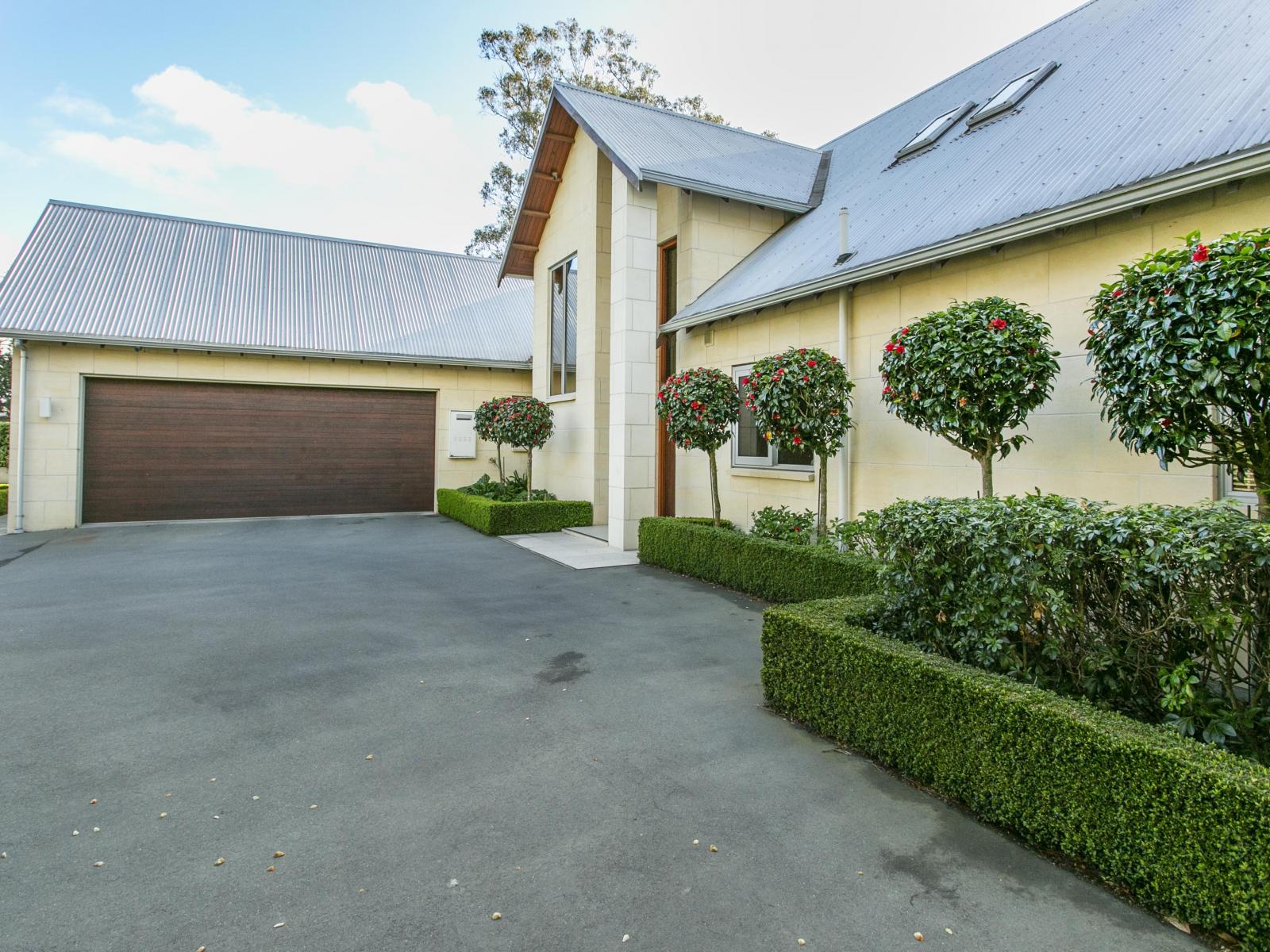100 Beach Road East, Ashburton
