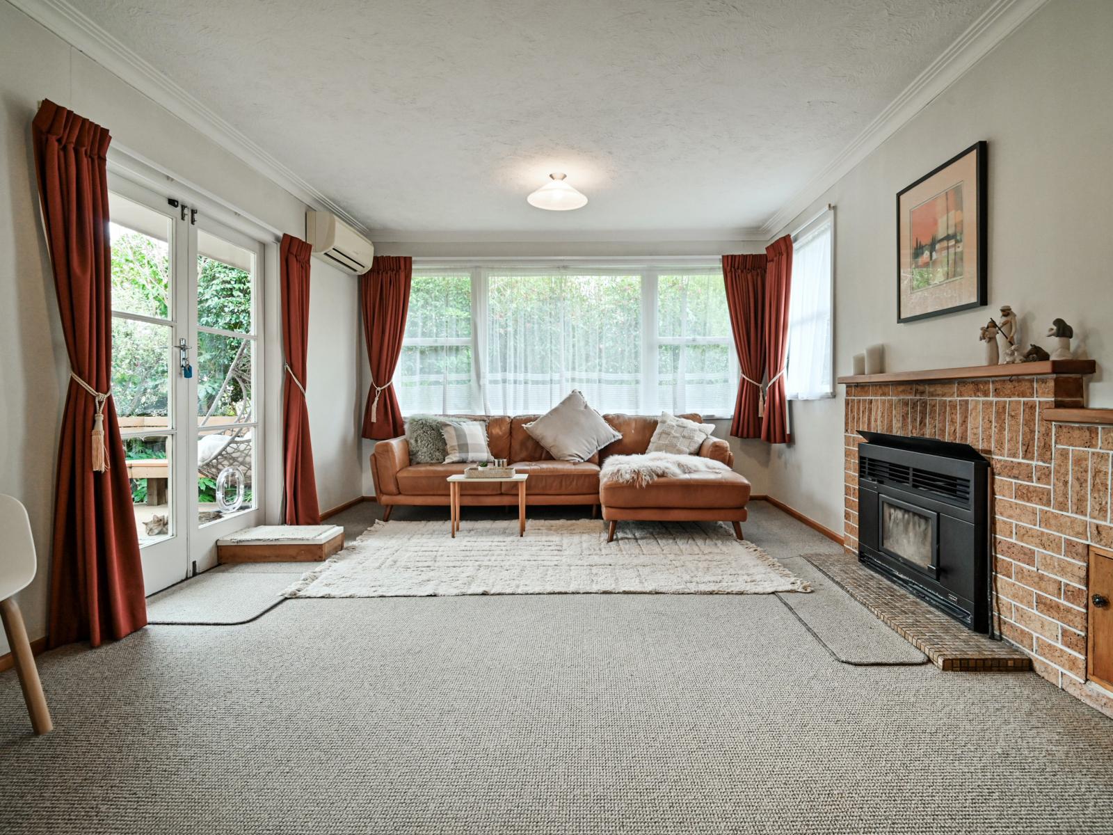 1108 Oliphant Road, Camberley