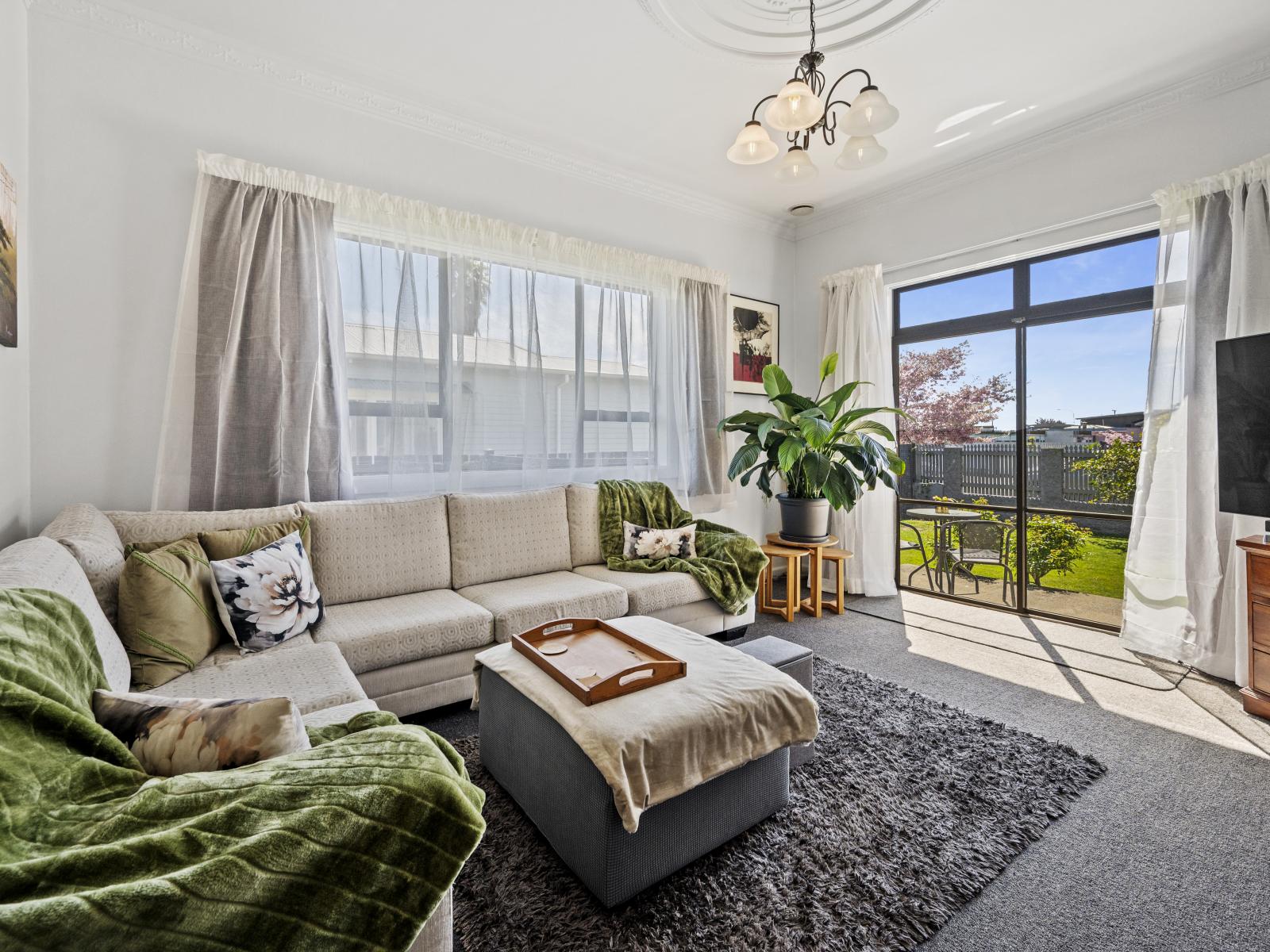 510 Burnett Street, Mahora