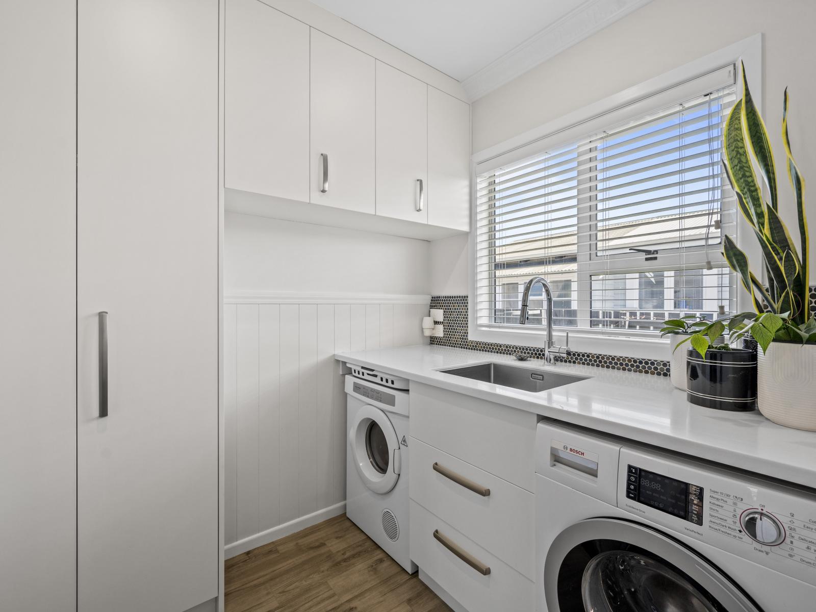 510 Burnett Street, Mahora