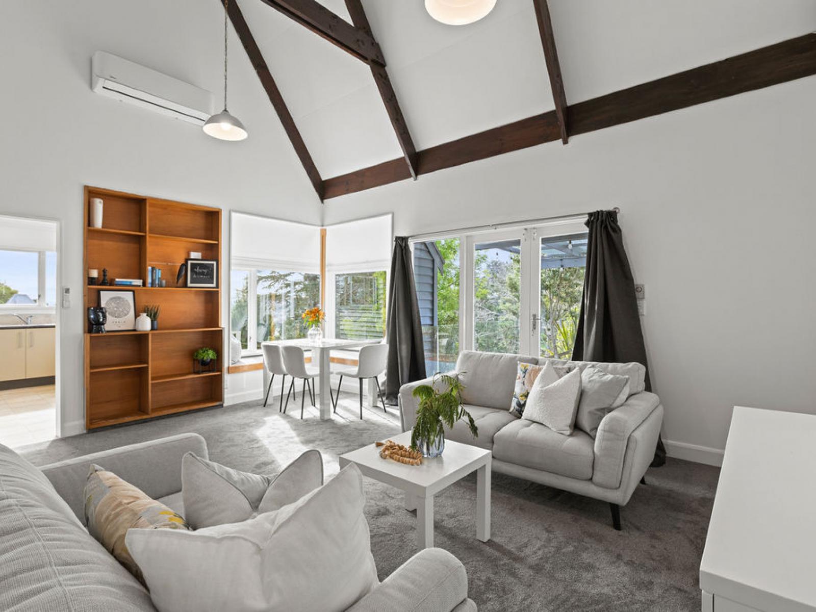 20 Shakespeare Road, Bastia Hill