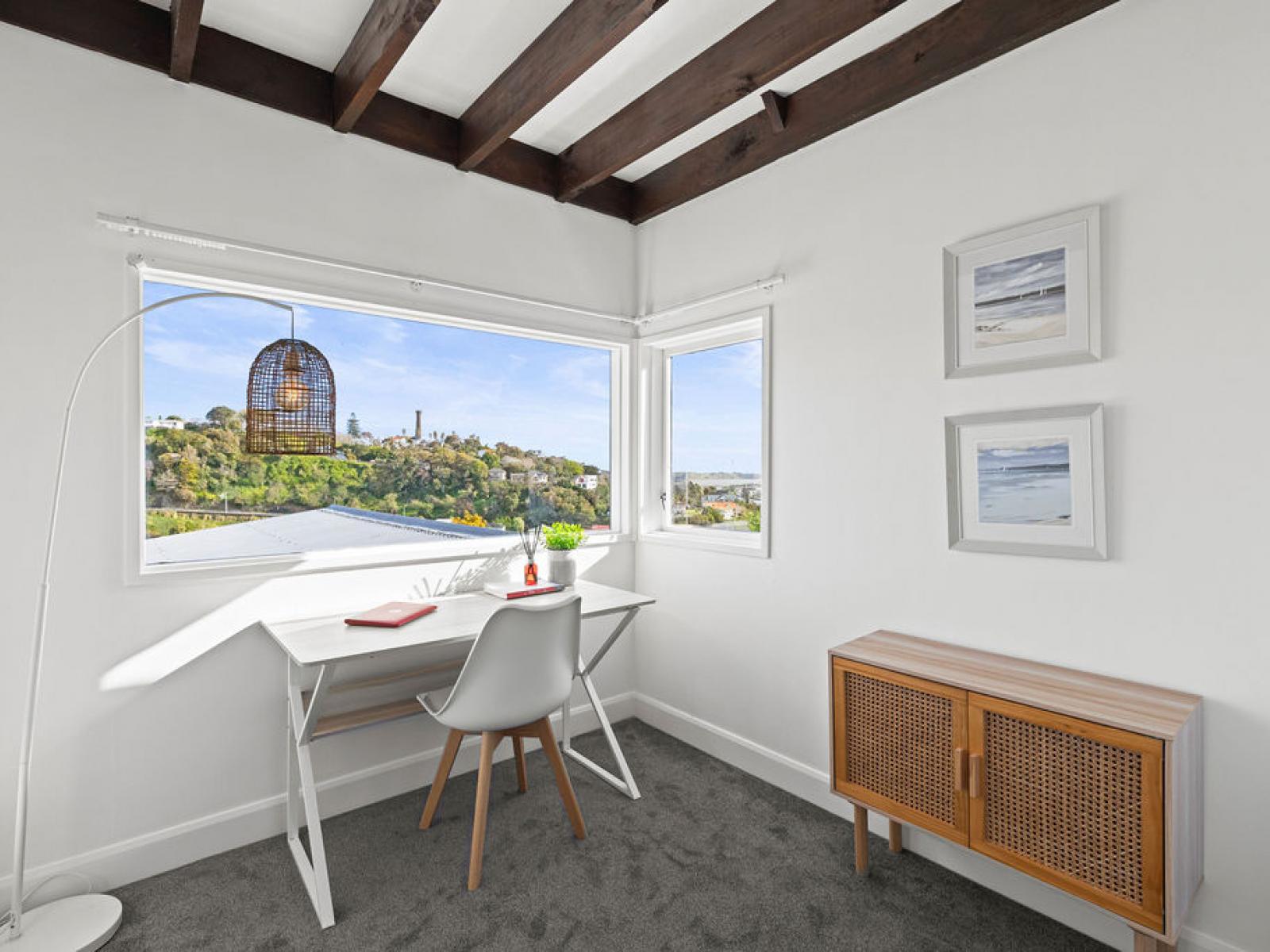 20 Shakespeare Road, Bastia Hill
