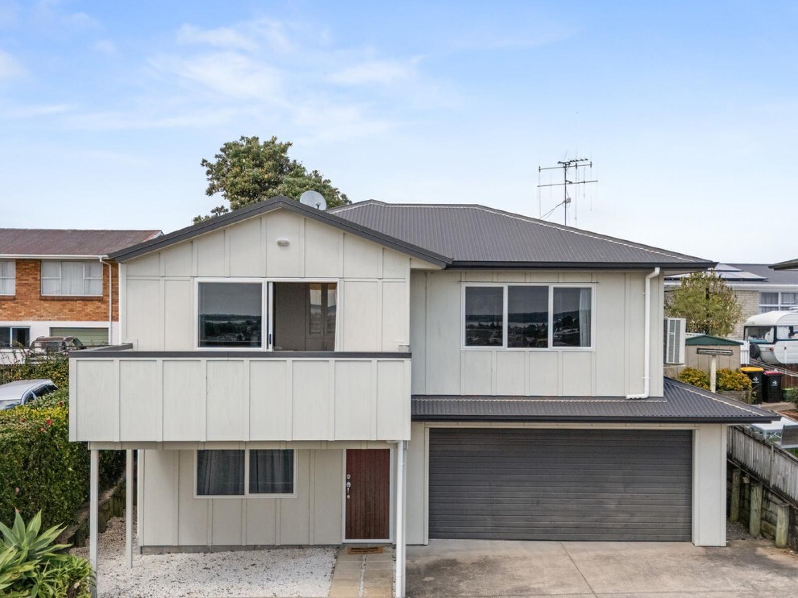 26A Upland Street, Brookfield