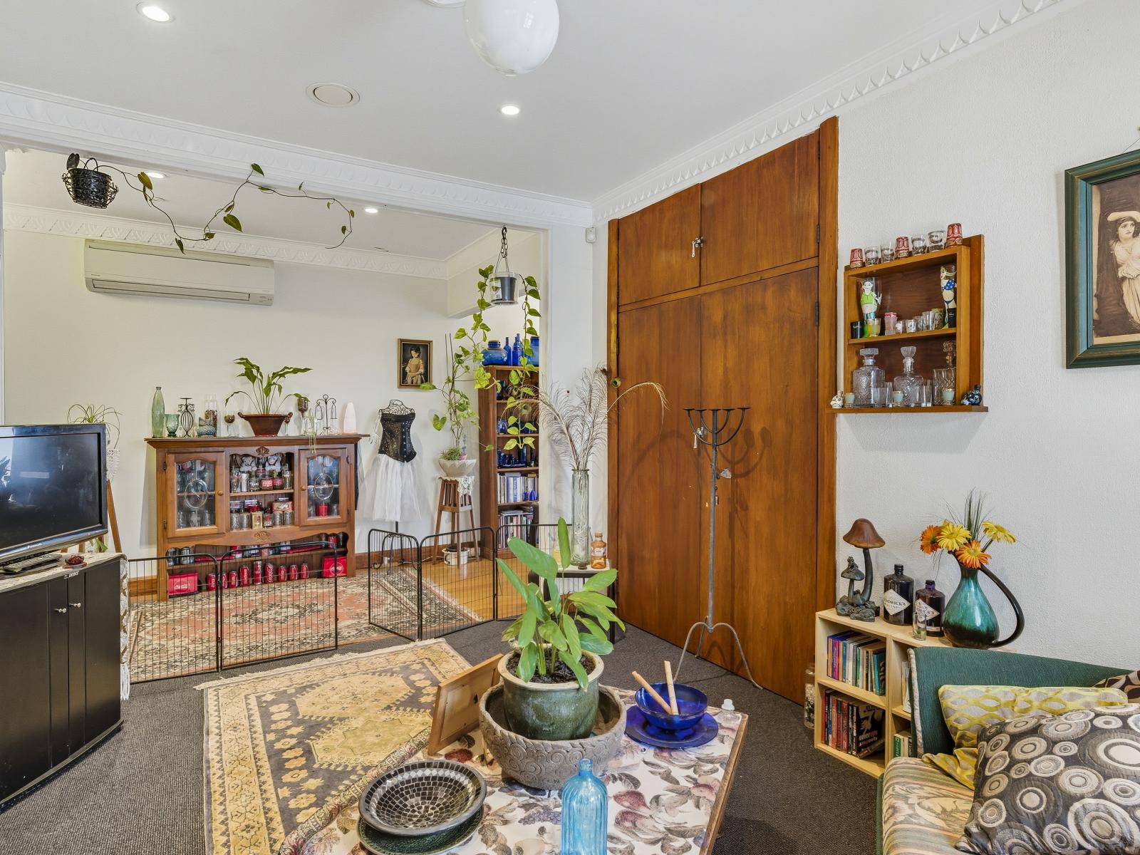362 Oxford Street, Levin