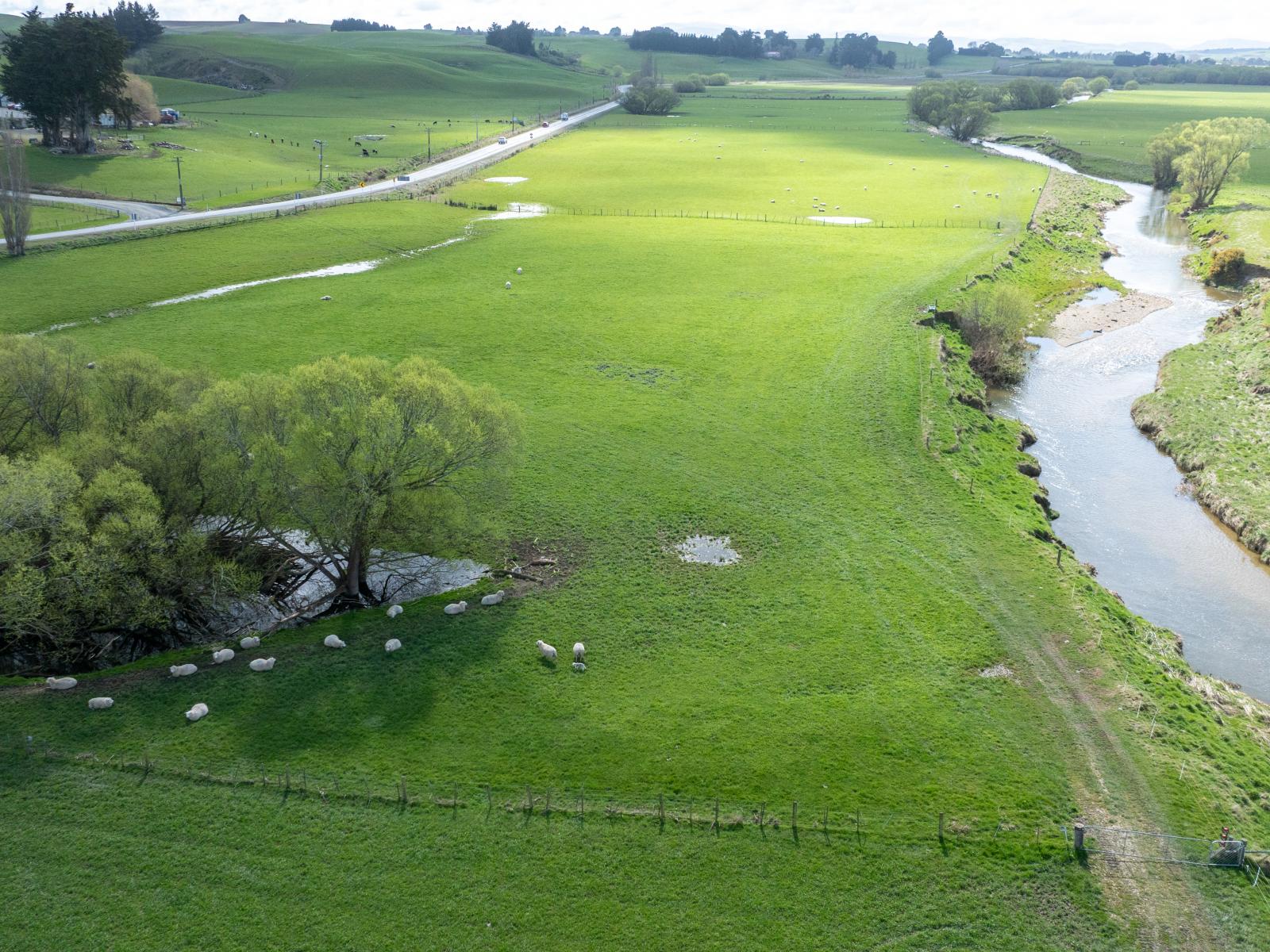 559 Waipahi Highway, Waikaka