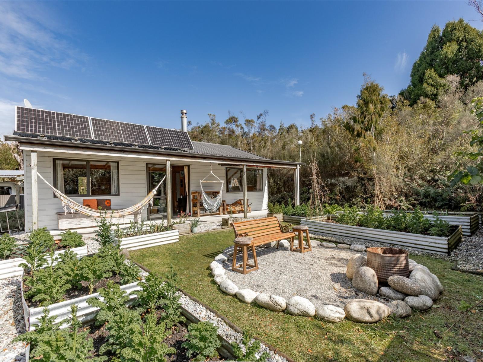 167 Darkies Terrace Road, Charleston