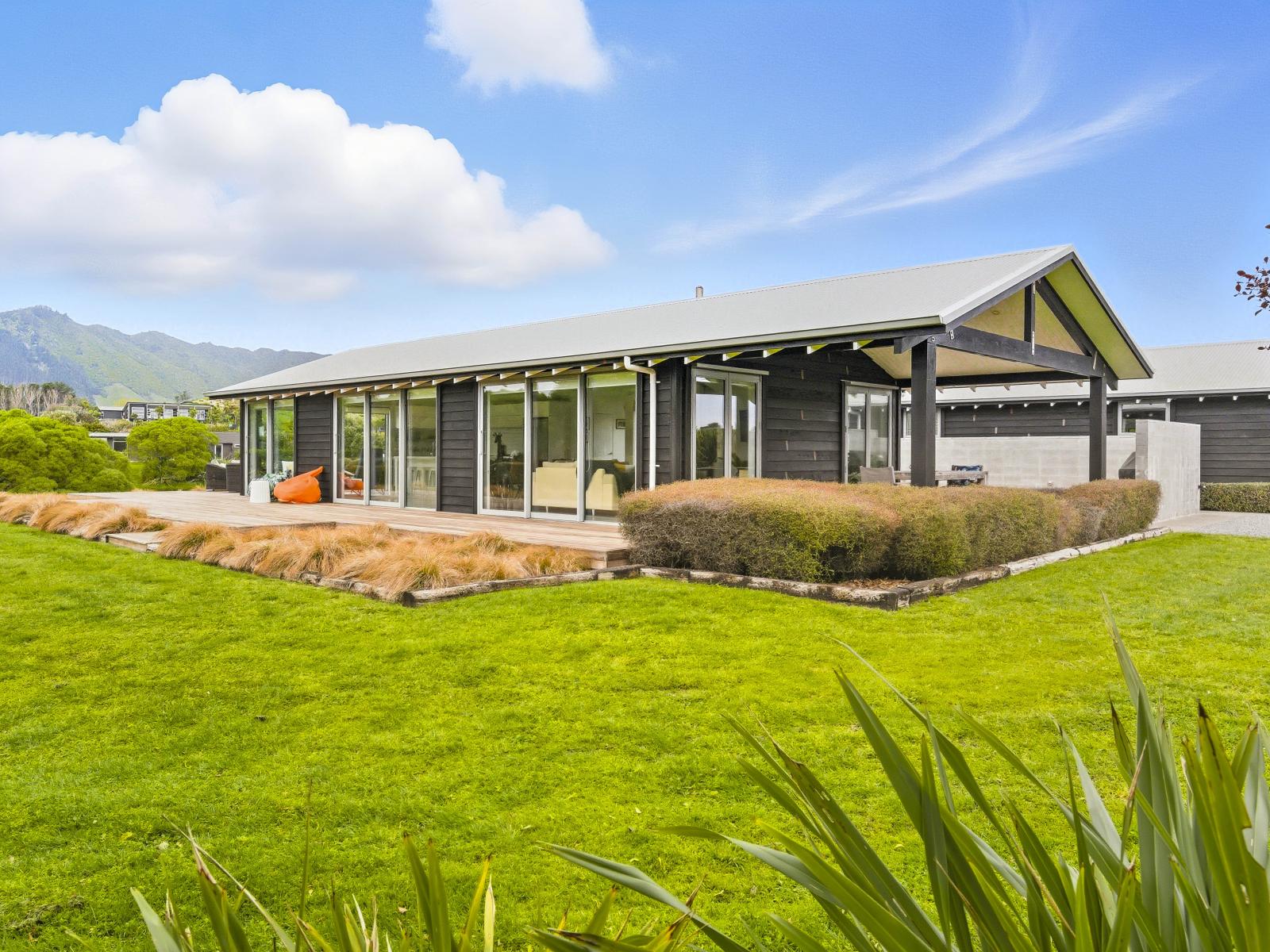 34 Pairuku Lane, Peka Peka