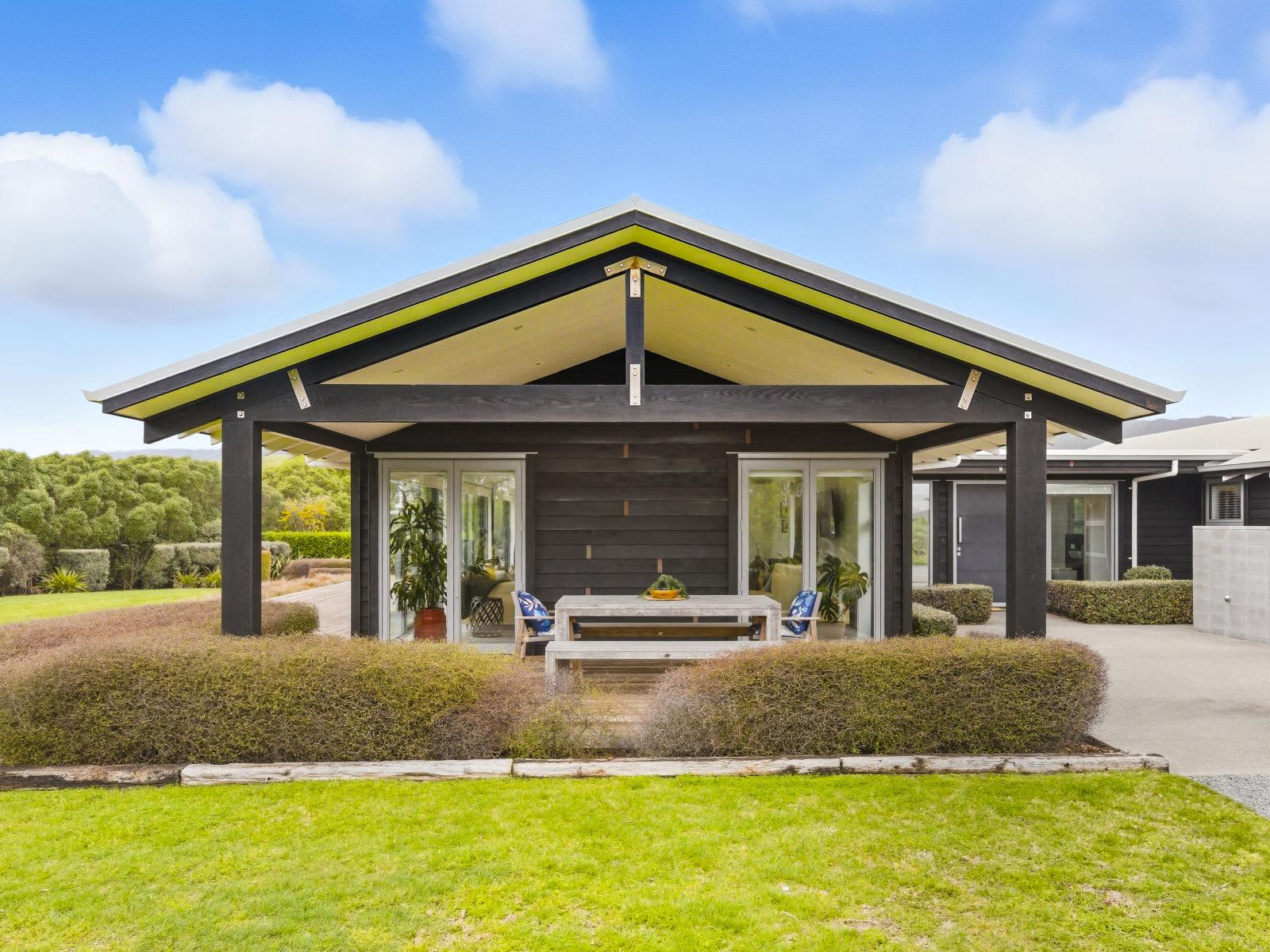 34 Pairuku Lane, Peka Peka