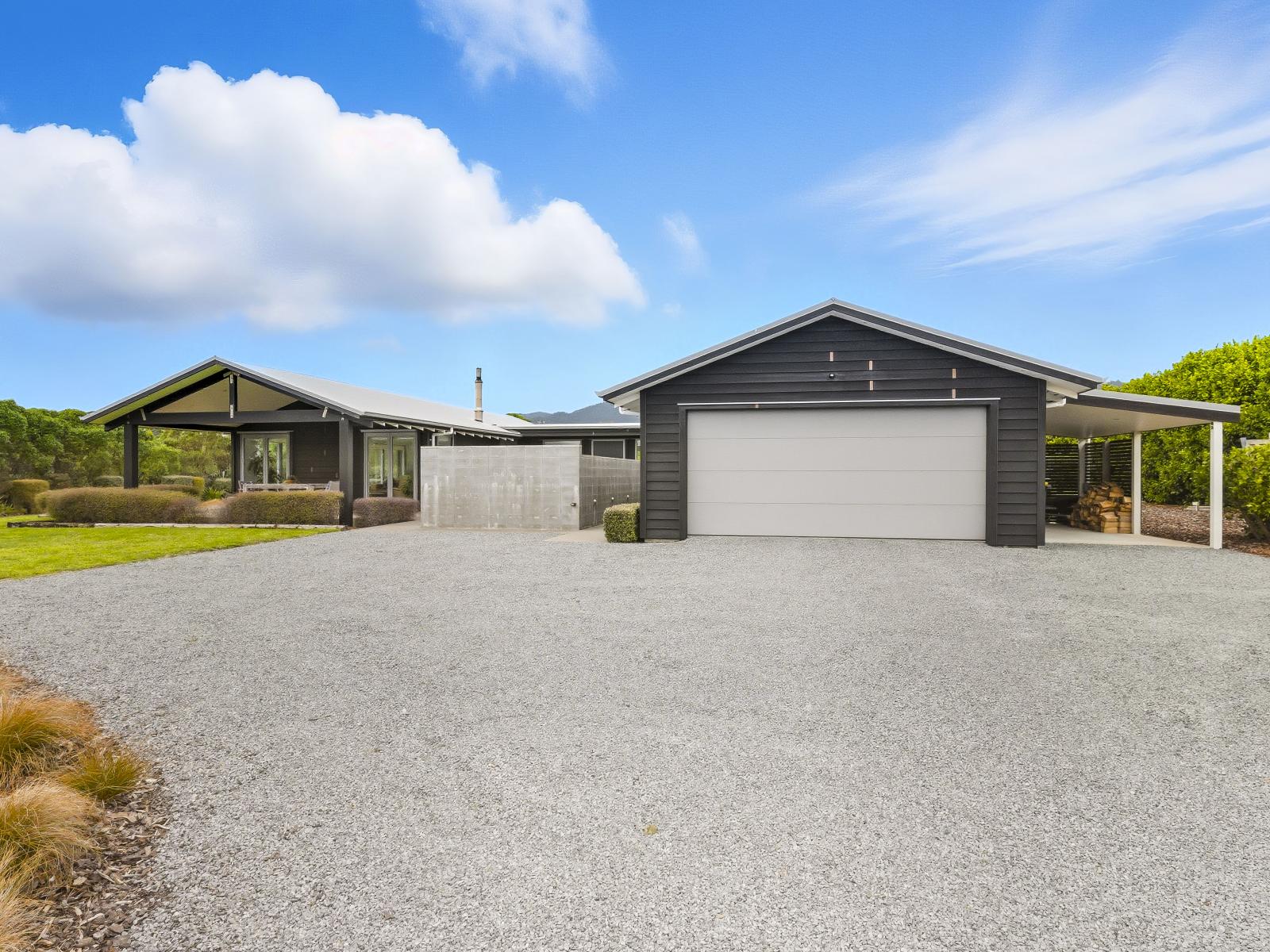 34 Pairuku Lane, Peka Peka