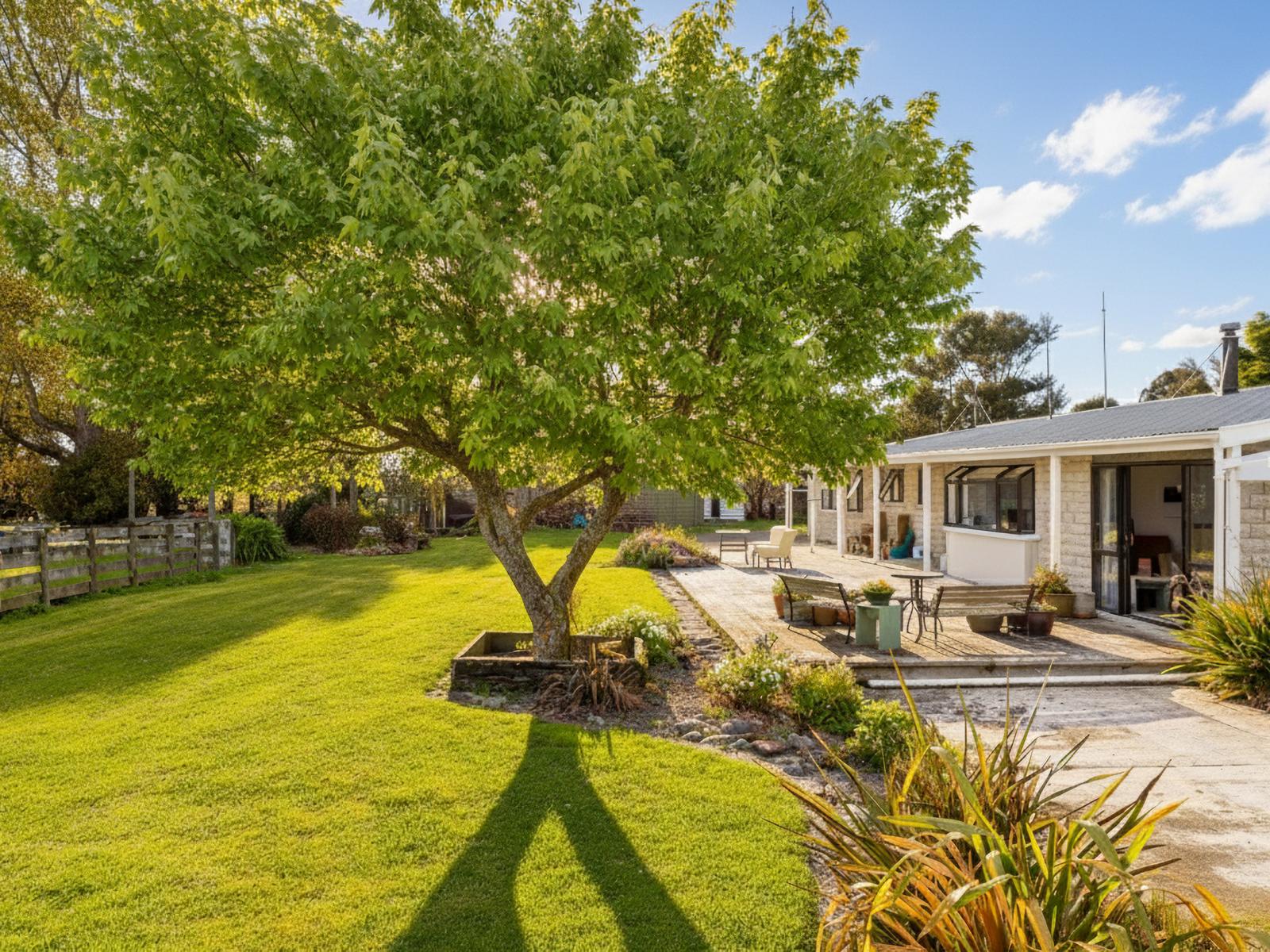 960 Norfolk Road, Carterton