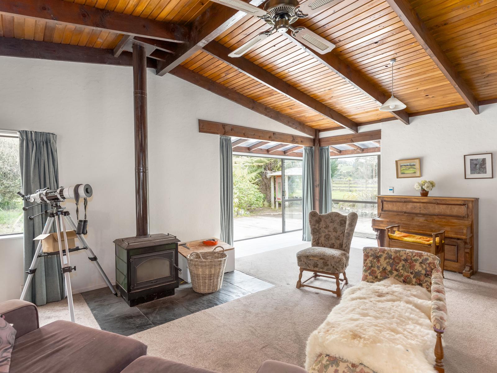 960 Norfolk Road, Carterton