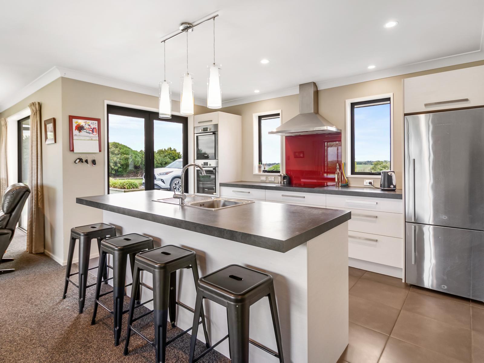 140 King Road, Rosewill