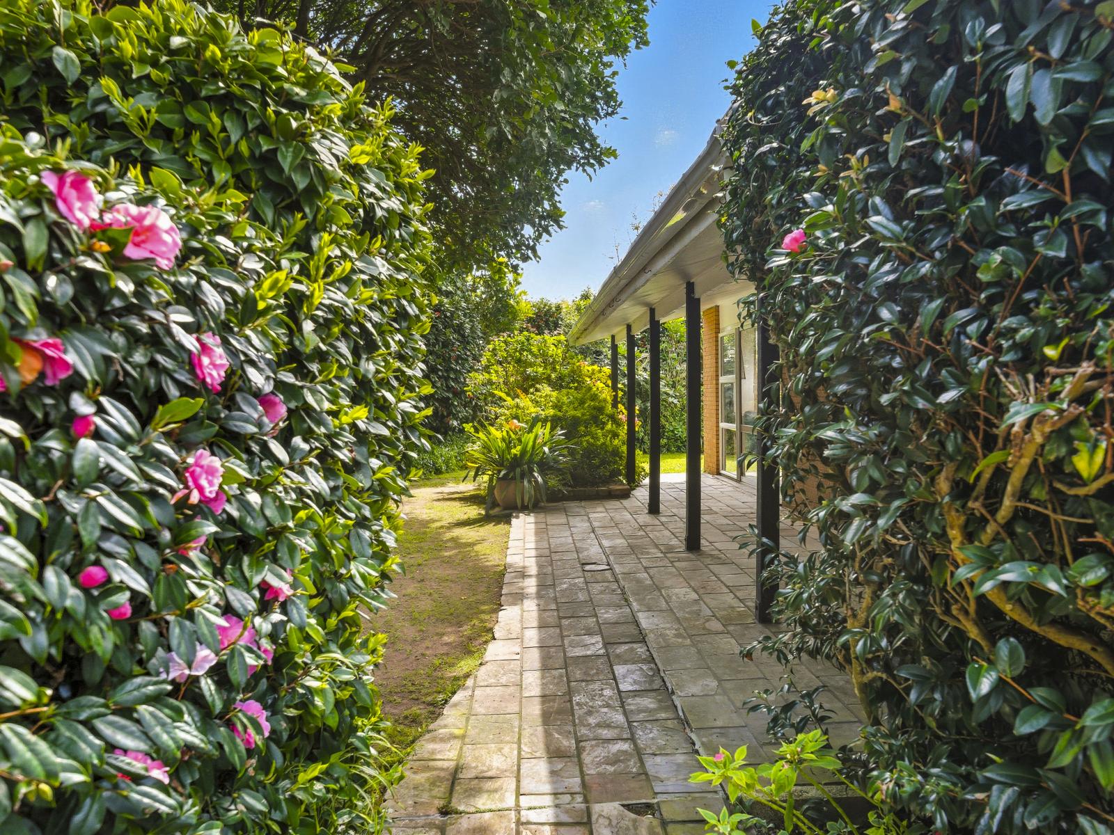 335 Te Moana Road, Waikanae