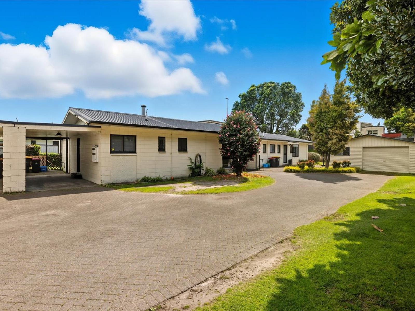 Unit 2, 569 Maunganui Road, Mount Maunganui