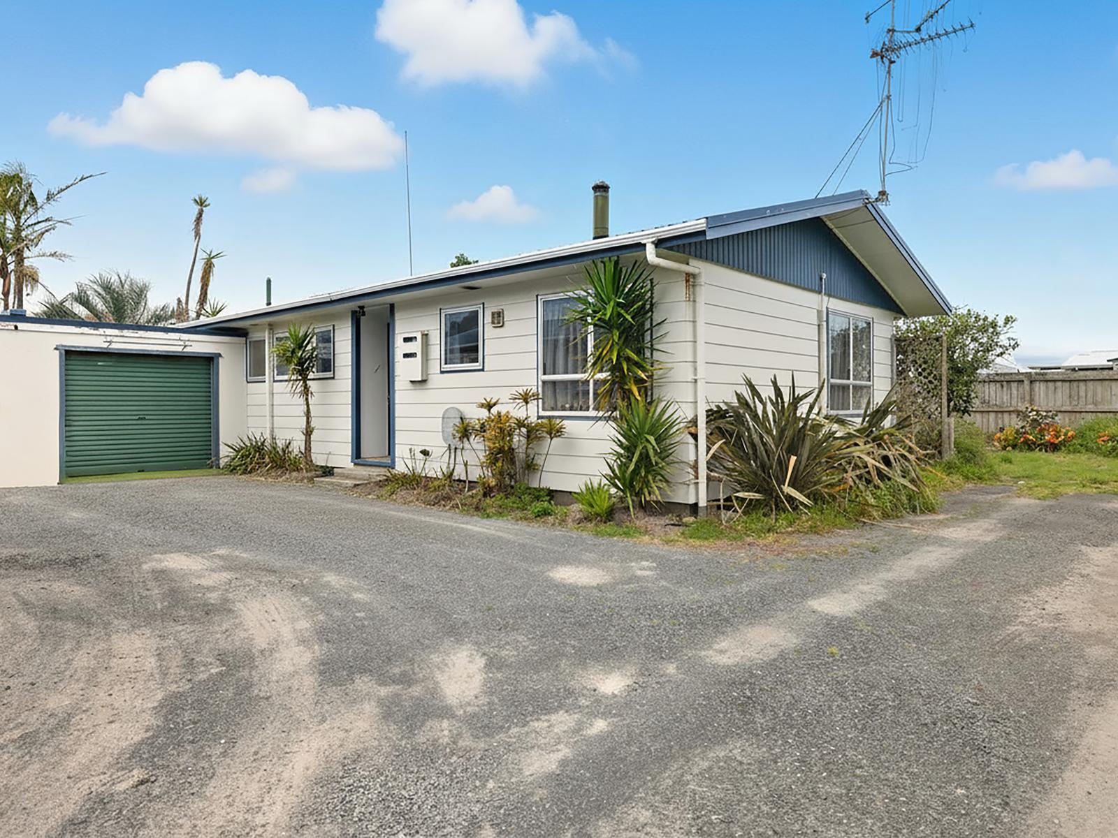 Unit 1, 1216 Papamoa Beach Road, Papamoa