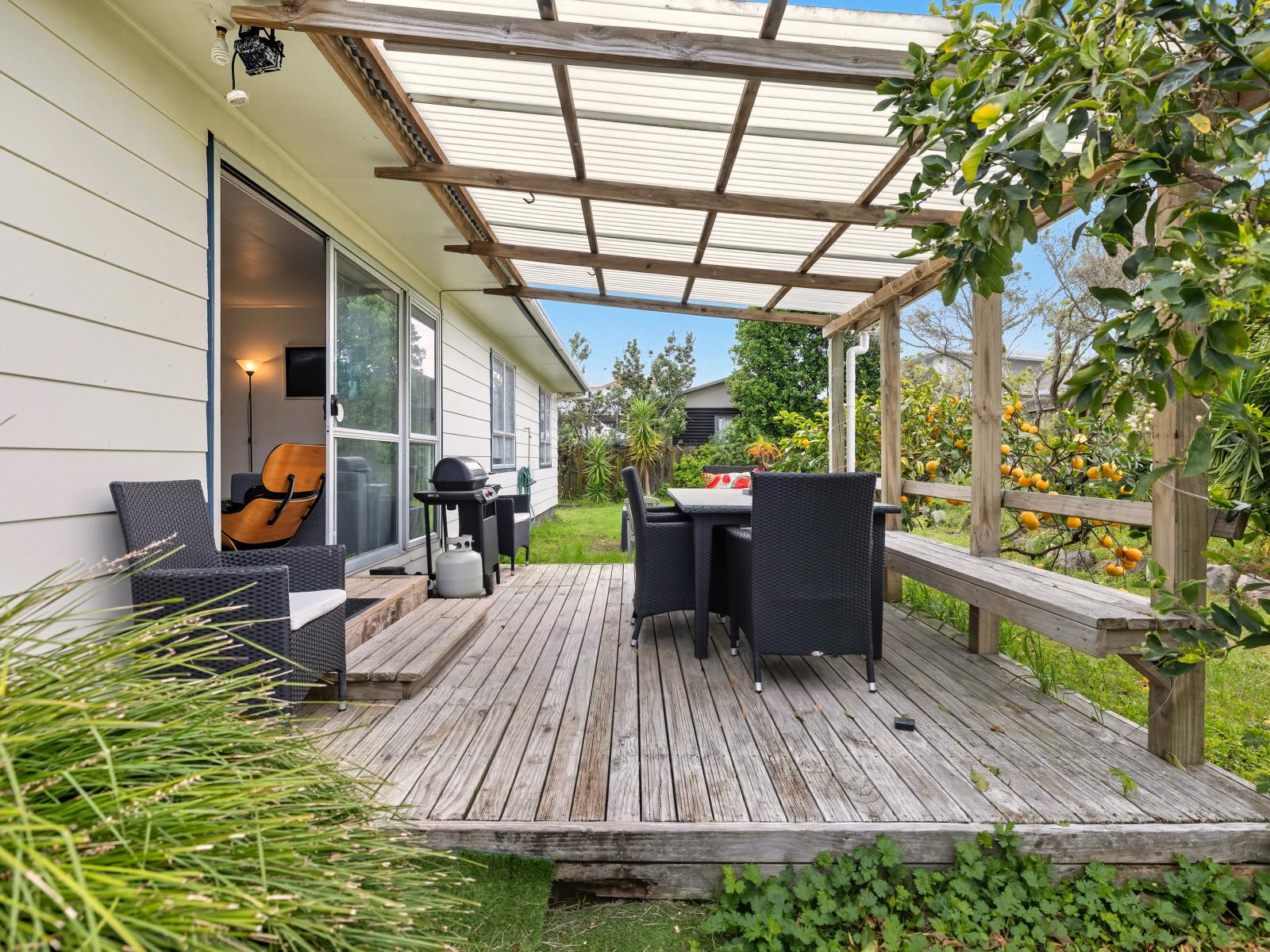 Unit 1, 1216 Papamoa Beach Road, Papamoa