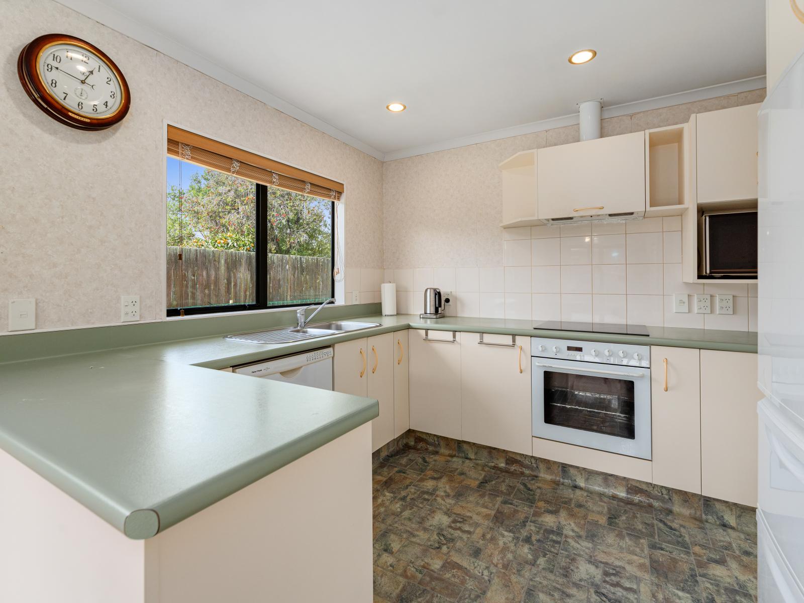 77 Lyndhurst Street, Takaro
