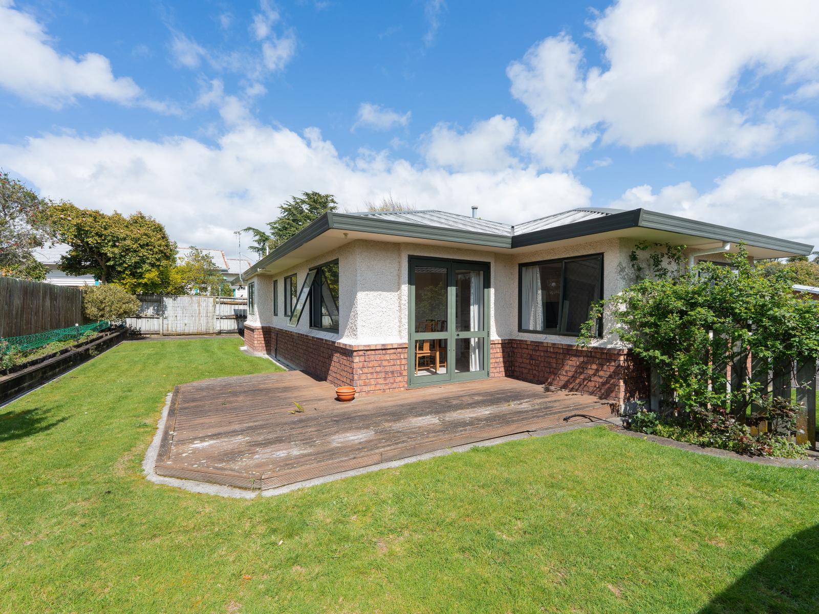 77 Lyndhurst Street, Takaro