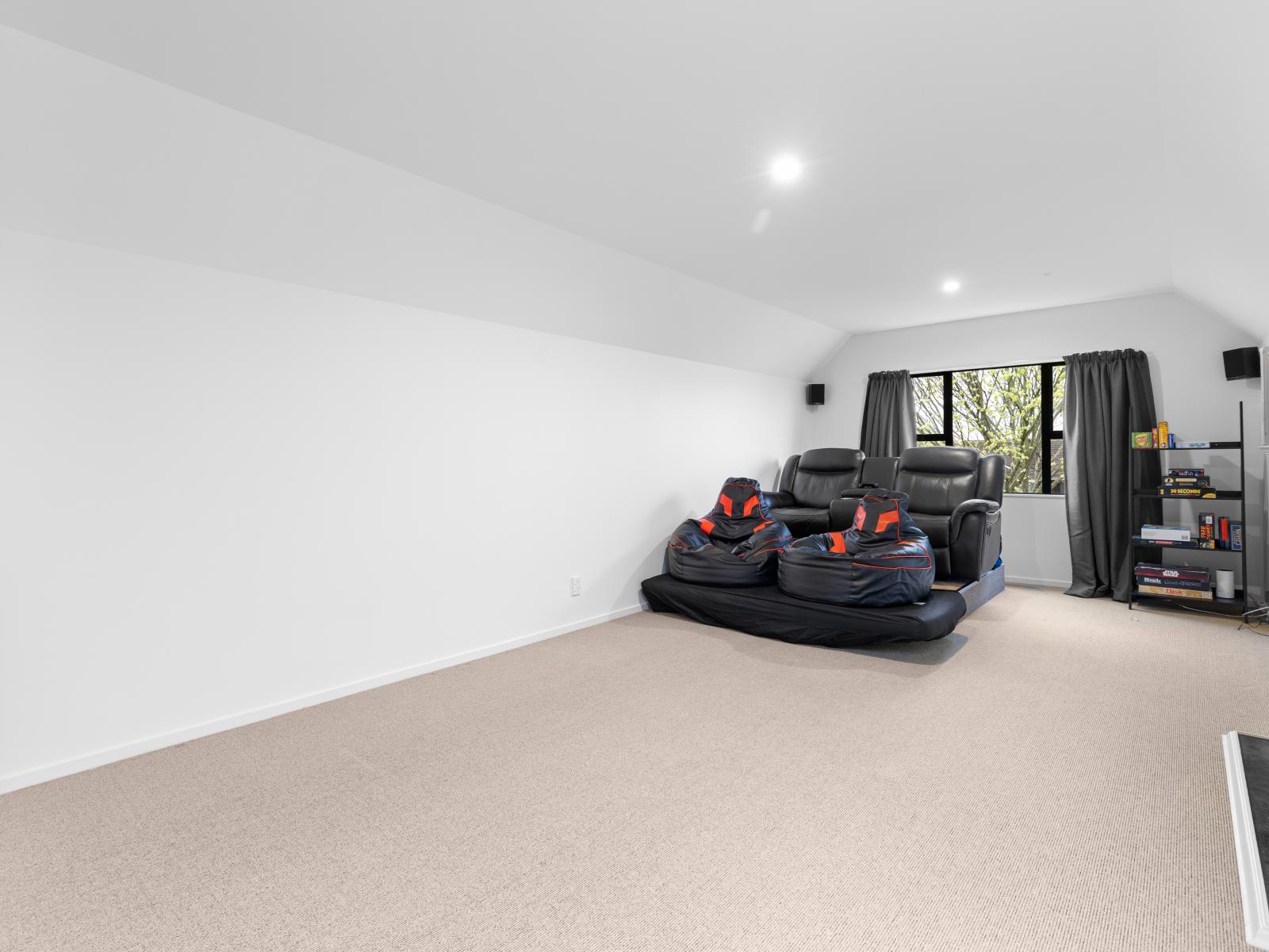 113 John F Kennedy Drive, Milson