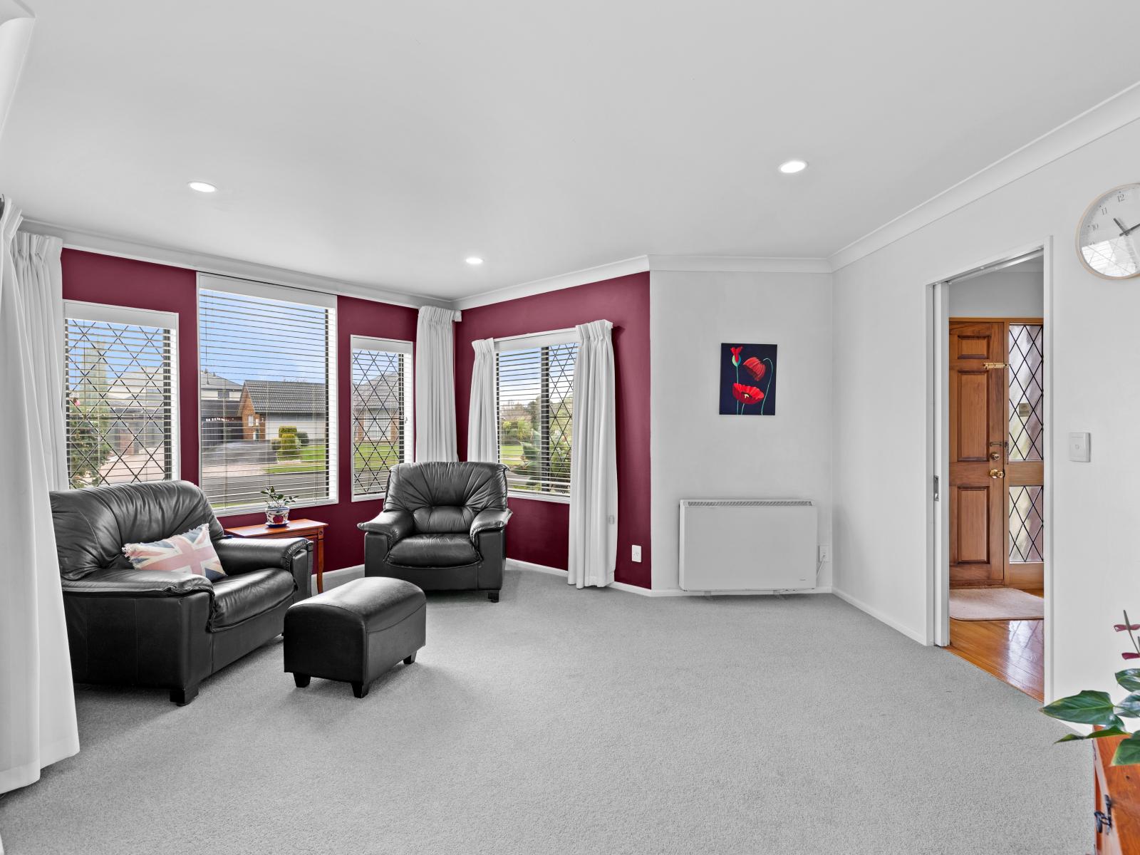 9 Clearview Drive, Milson