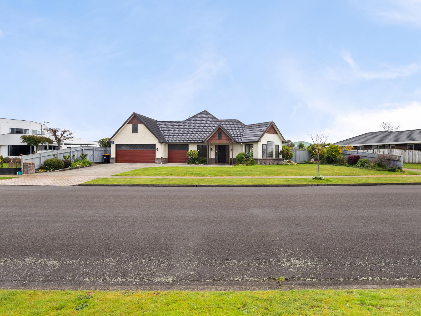 9 Clearview Drive, Milson